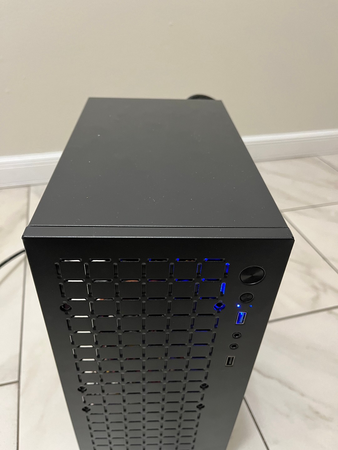 NVIDIA GTX 960, Intel Core i7-2600, 12GB RAM, 870 GB Storage