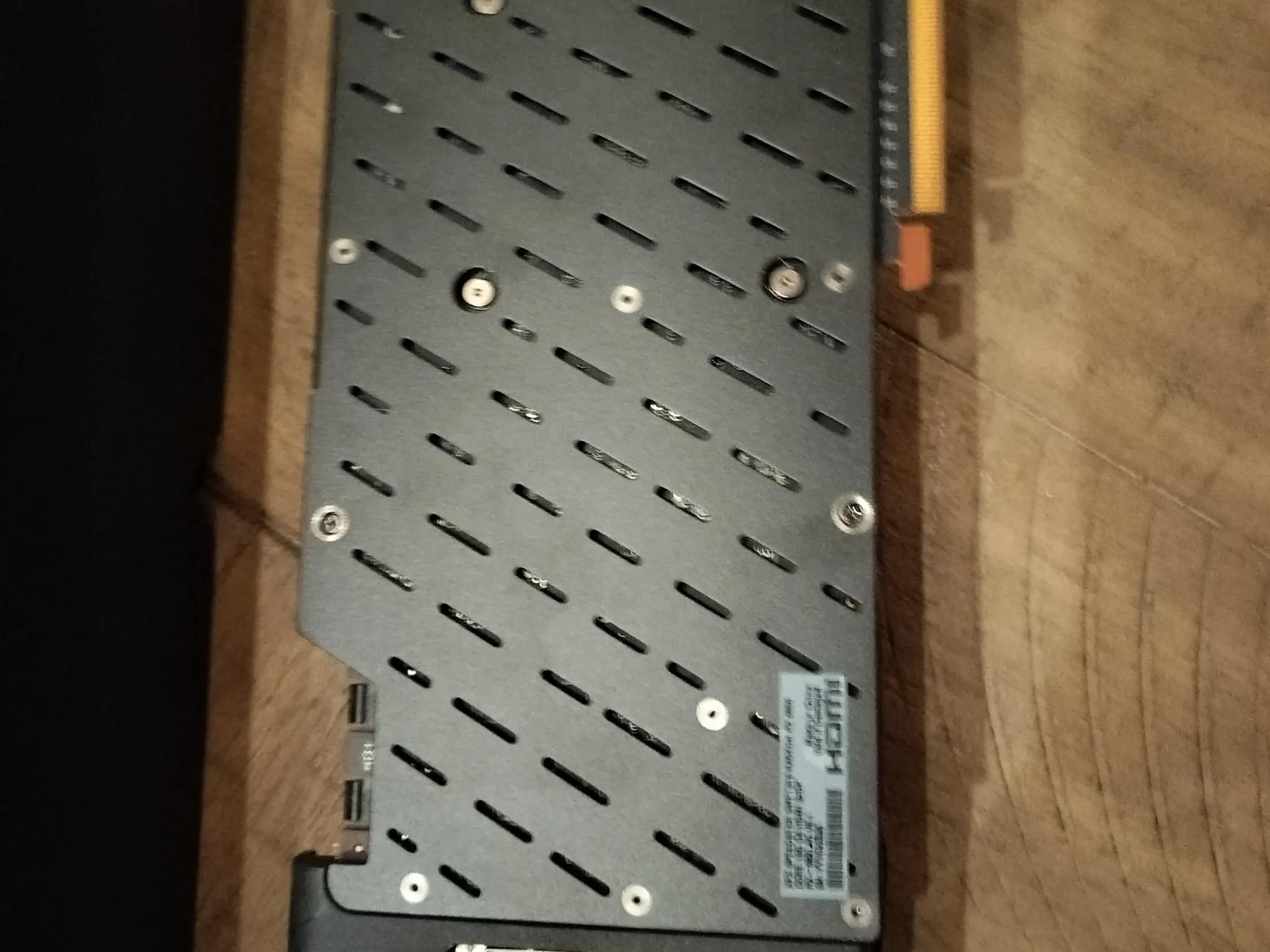XFX SWFT 319 RX 6800 Graphics Card 16gb
