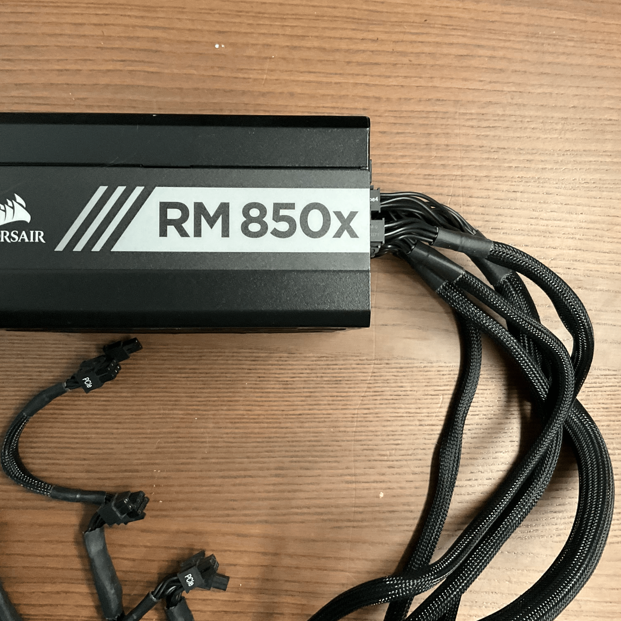 Corsair RM850X 80+ Gold Rated Modular PSU | Incomplete cables