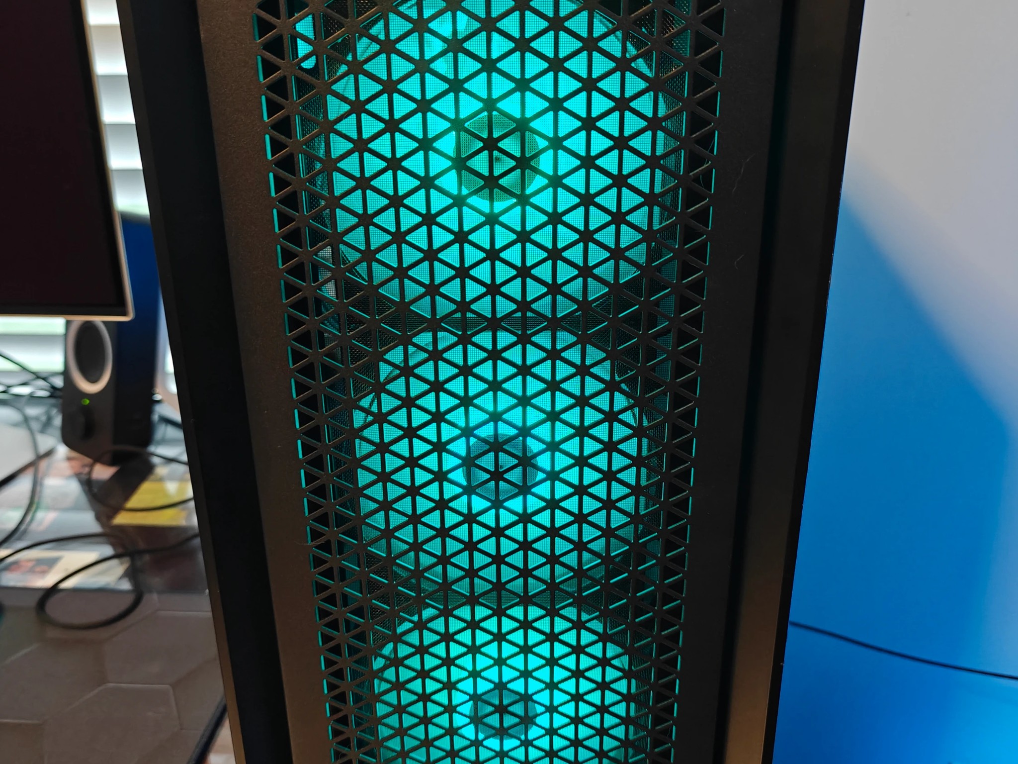 Mid Tier 1440p Gaming PC 10900k & 6700XT