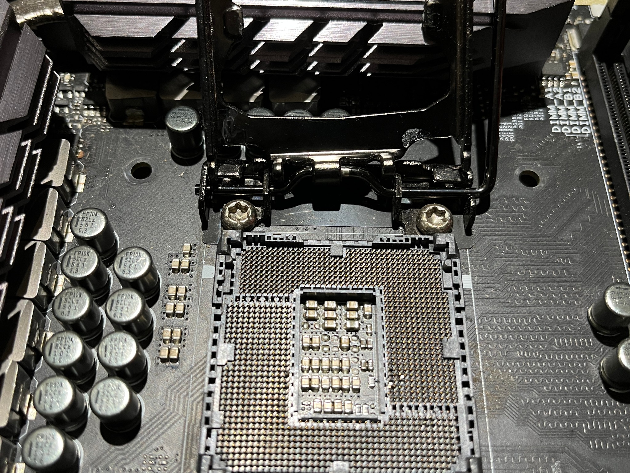 ASUS MAXIMUS VIII HERO LGA 1151 Motherboard – Parts / Not Working – Bent Pins