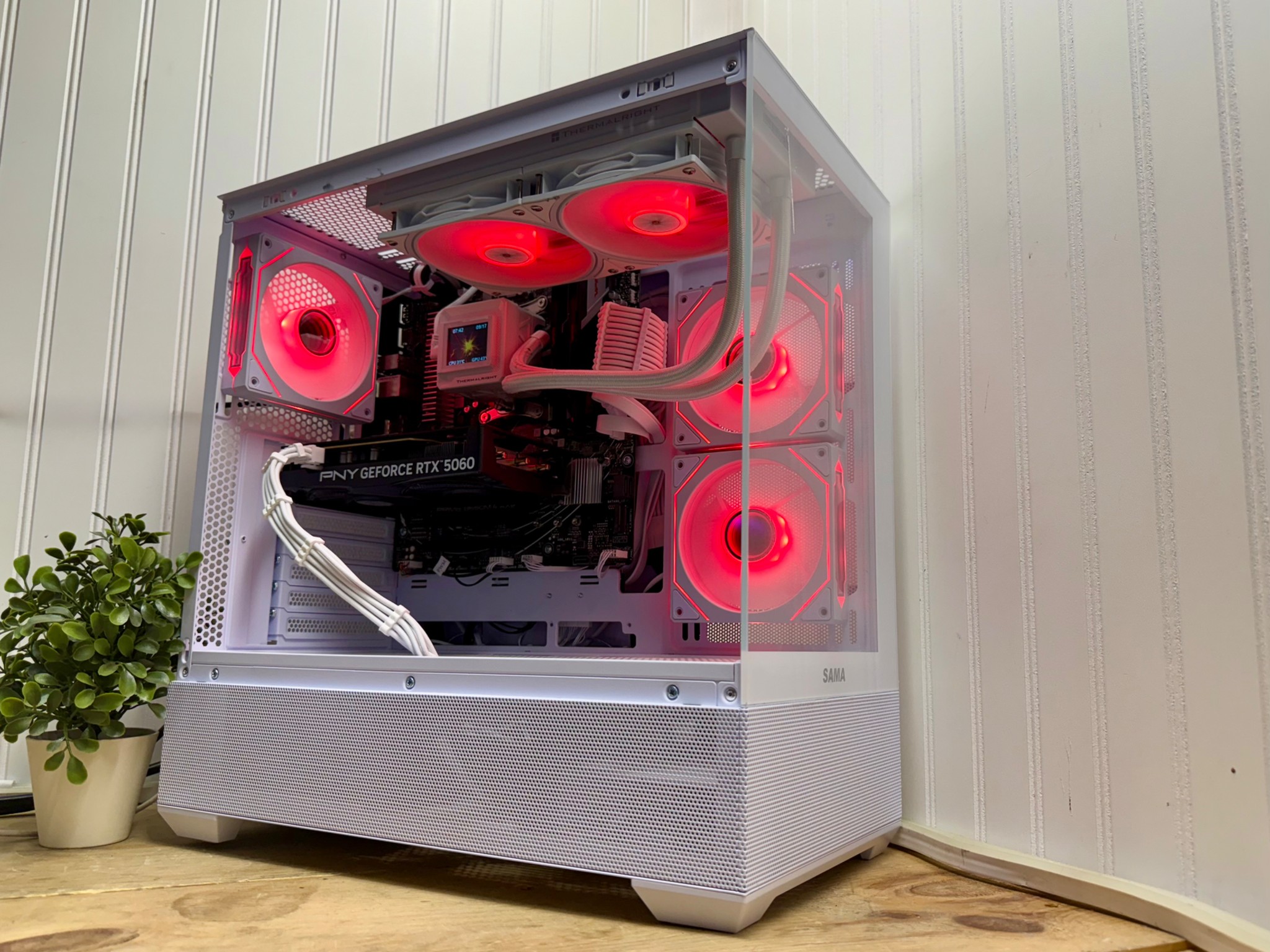 🧊 Arctic Phantom V2 – Ryzen 7600X | RTX 5060 | 32GB DDR5 | 1TB NVMe|240mm AIO | Whiteout Bu...