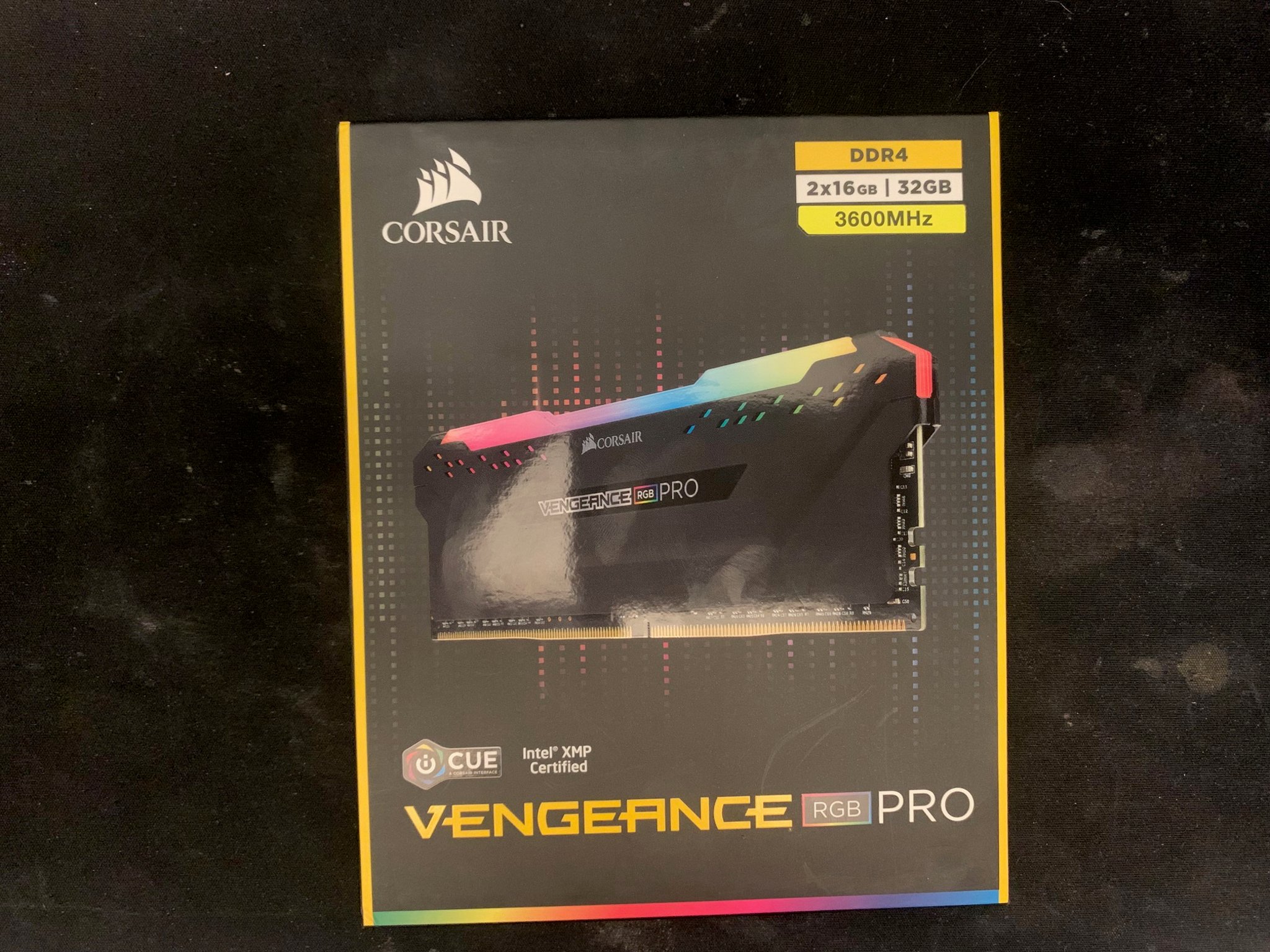 CORSAIR - VENGEANCE RGB PRO 32GB (2x16GB) DDR4 3600MHz C18 UDIMM Desktop Memory - Black