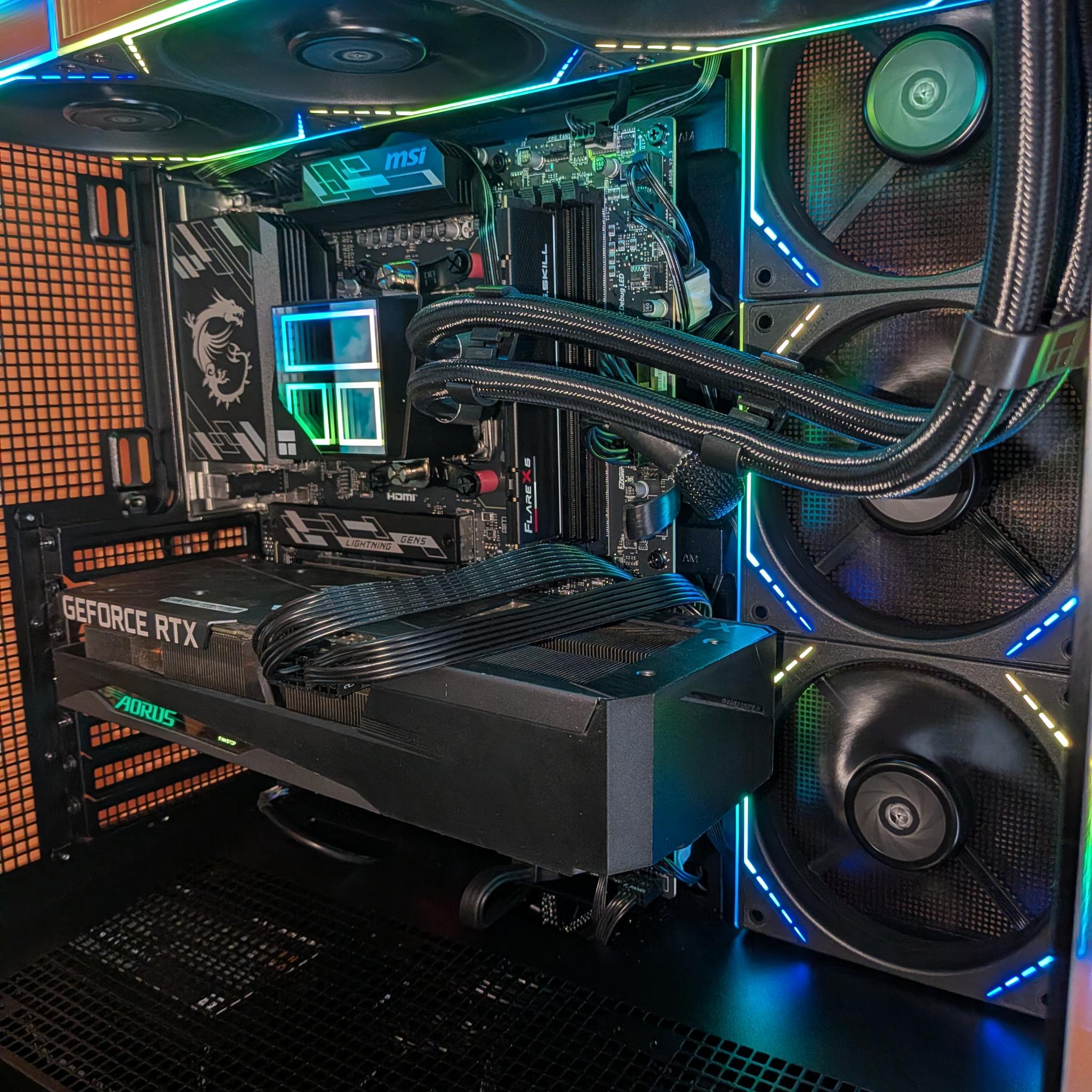9600X | RTX 3060 12GB | 16GB DDR5 | 1 TB SSD | 650W