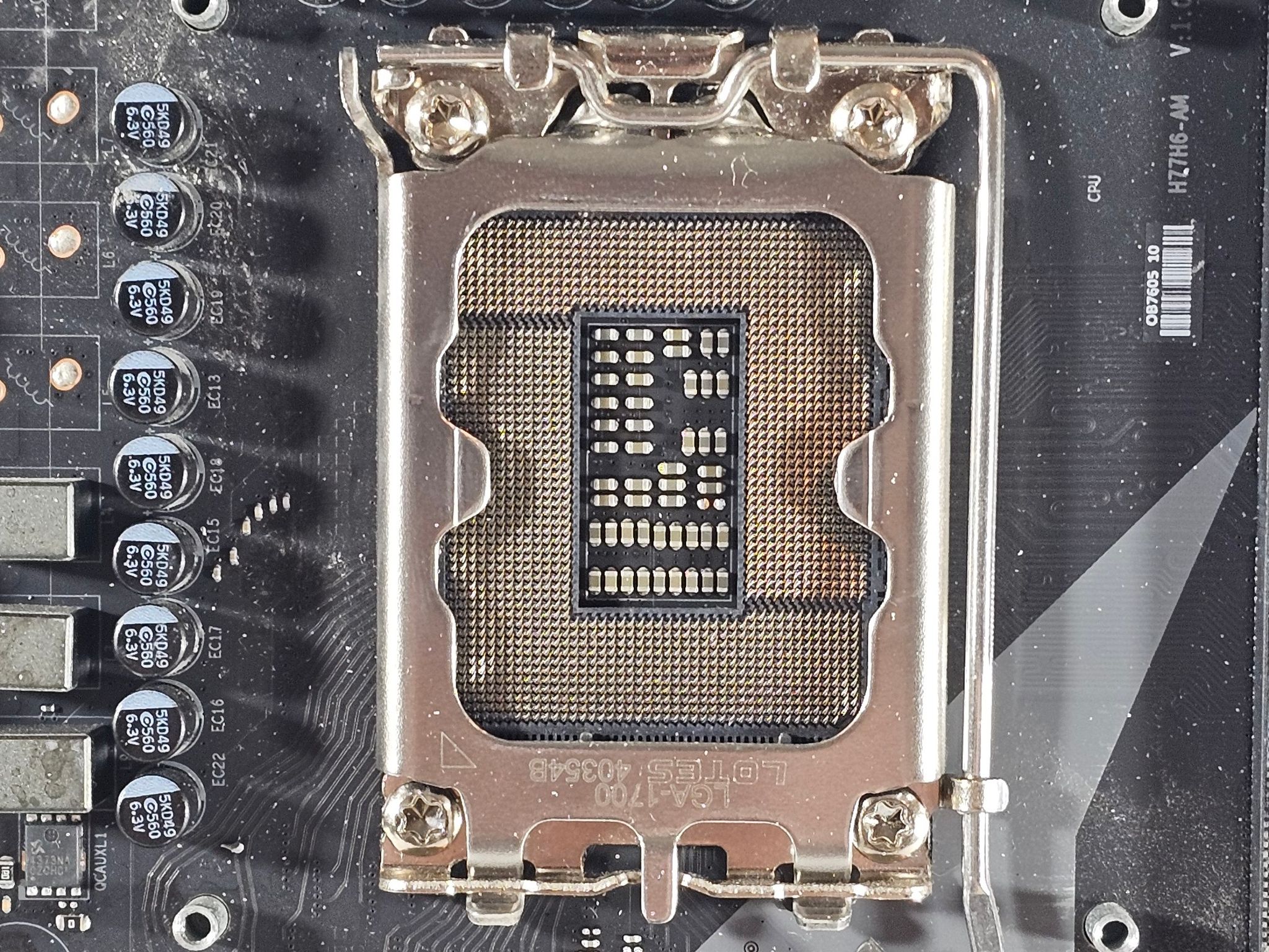Acer Predator IH67M-WH V1.0 LGA1700 DDR5 mATX Motherboard w/ WiFi & I/O Shield