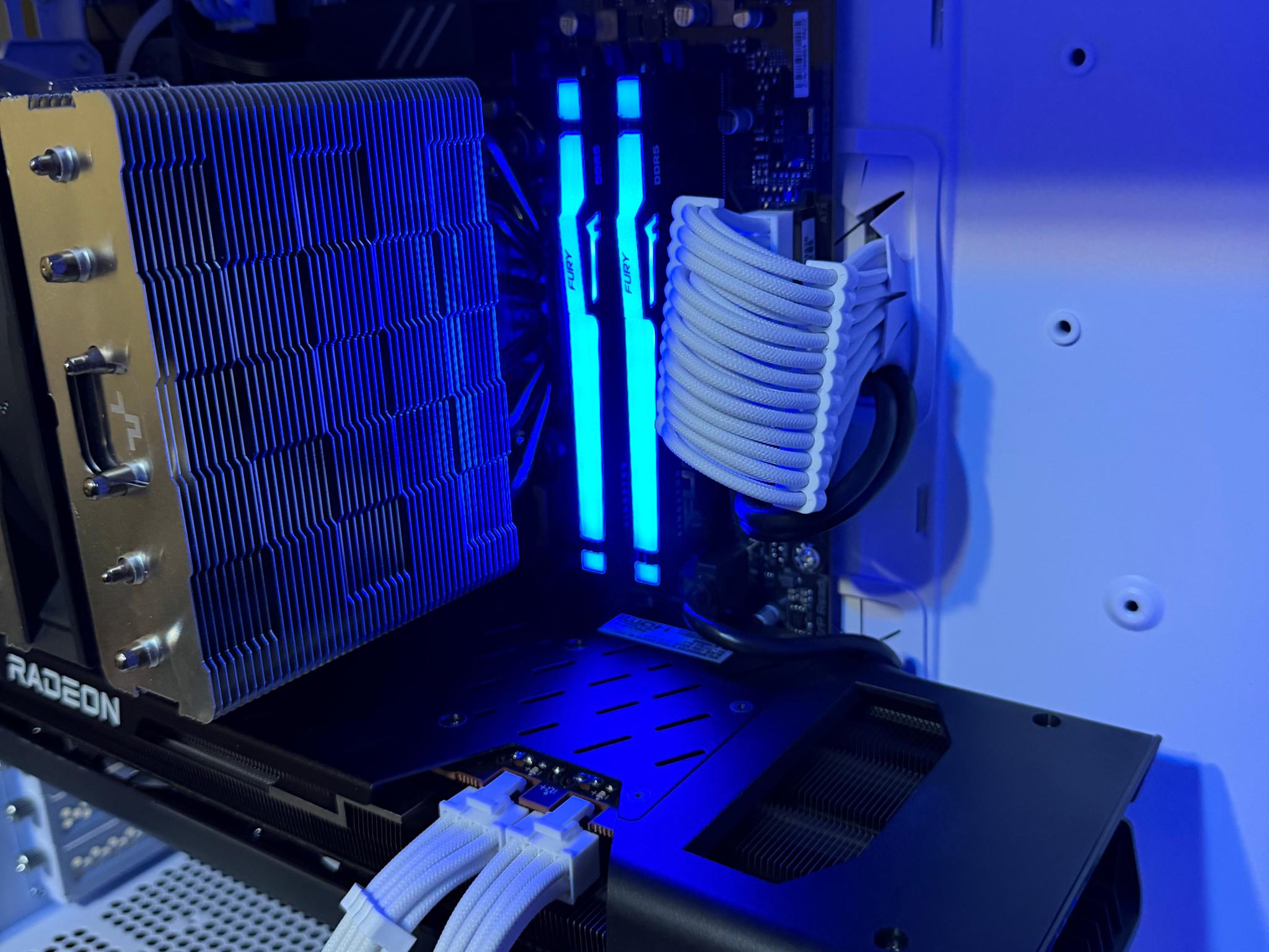 Ryzen 7600x – Rx7700xt – 32gb DDR5 – Custom PC
