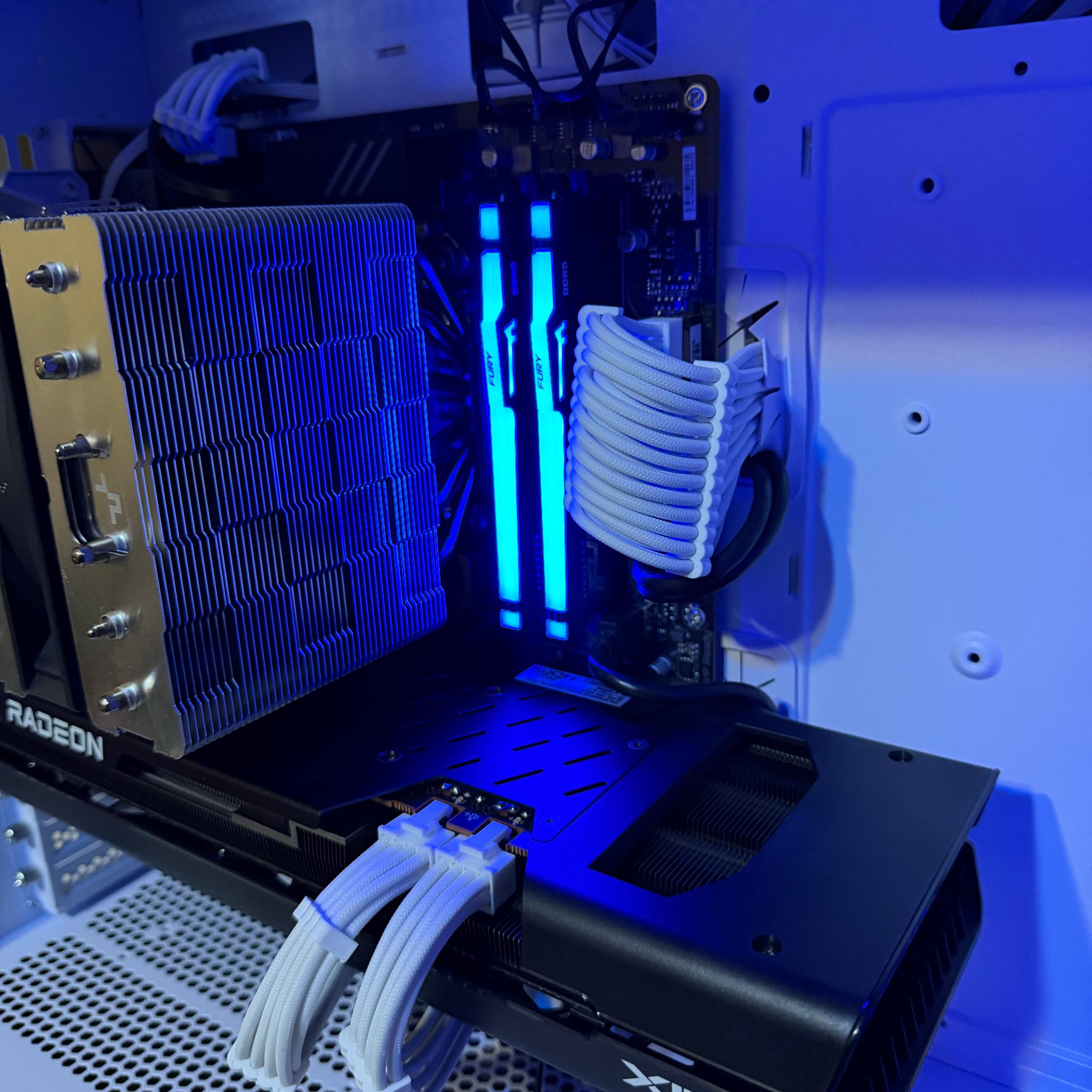 Ryzen 7600x – Rx7700xt – 32gb DDR5 – Custom PC