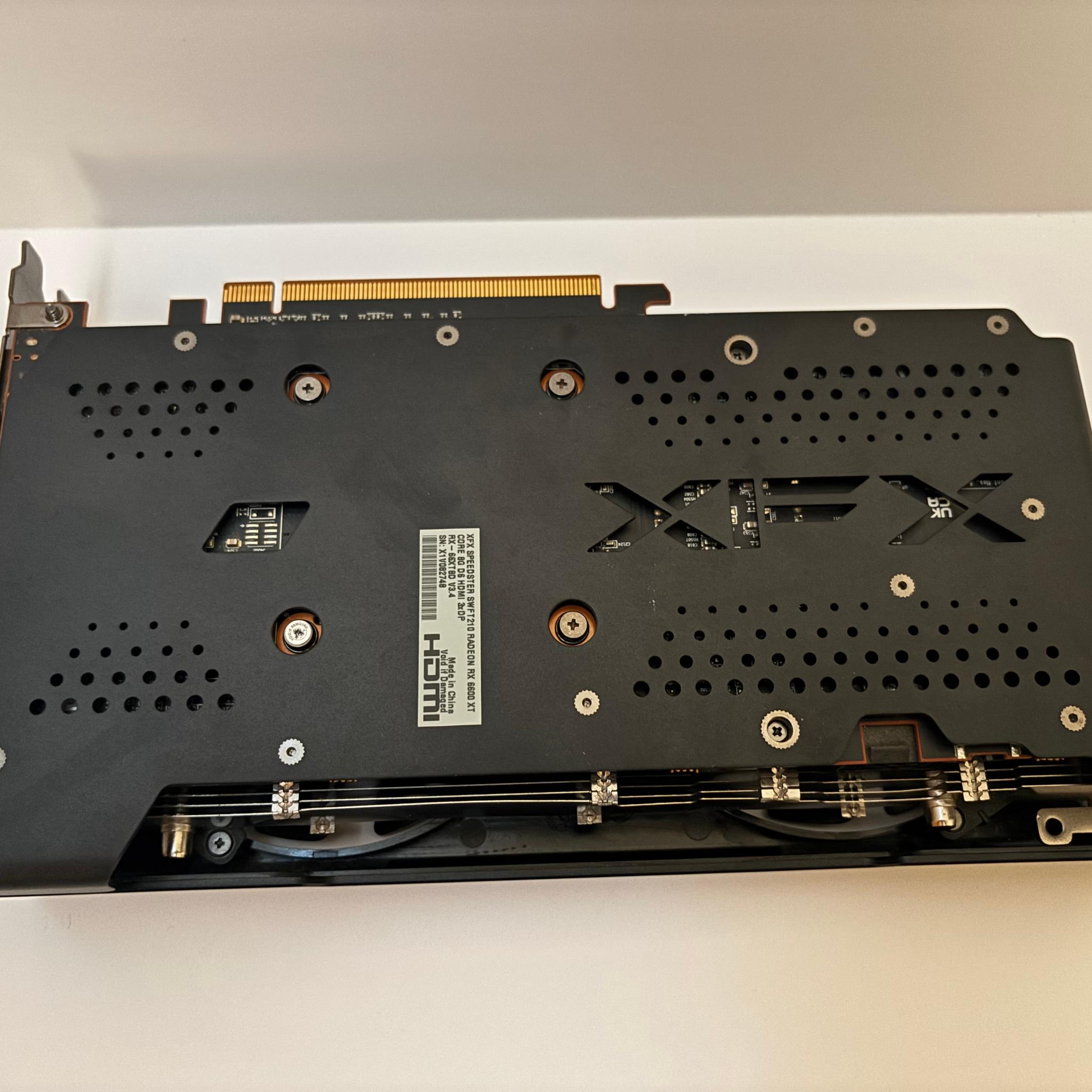 XFX Speedster SWFT 210 Radeon RX 6600 XT