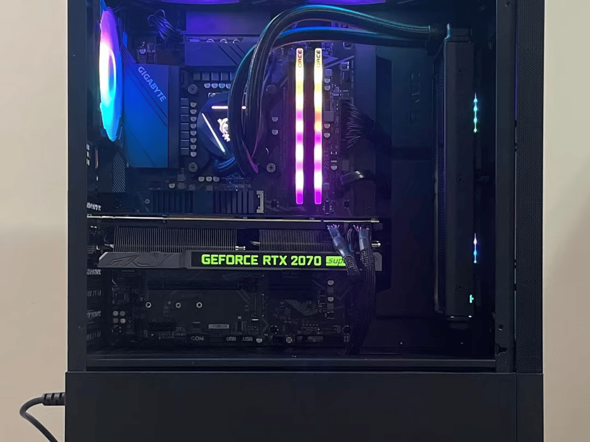 The Continental 🏨/ RTX 2070 Super 8GB, i5 10400 Gaming PC