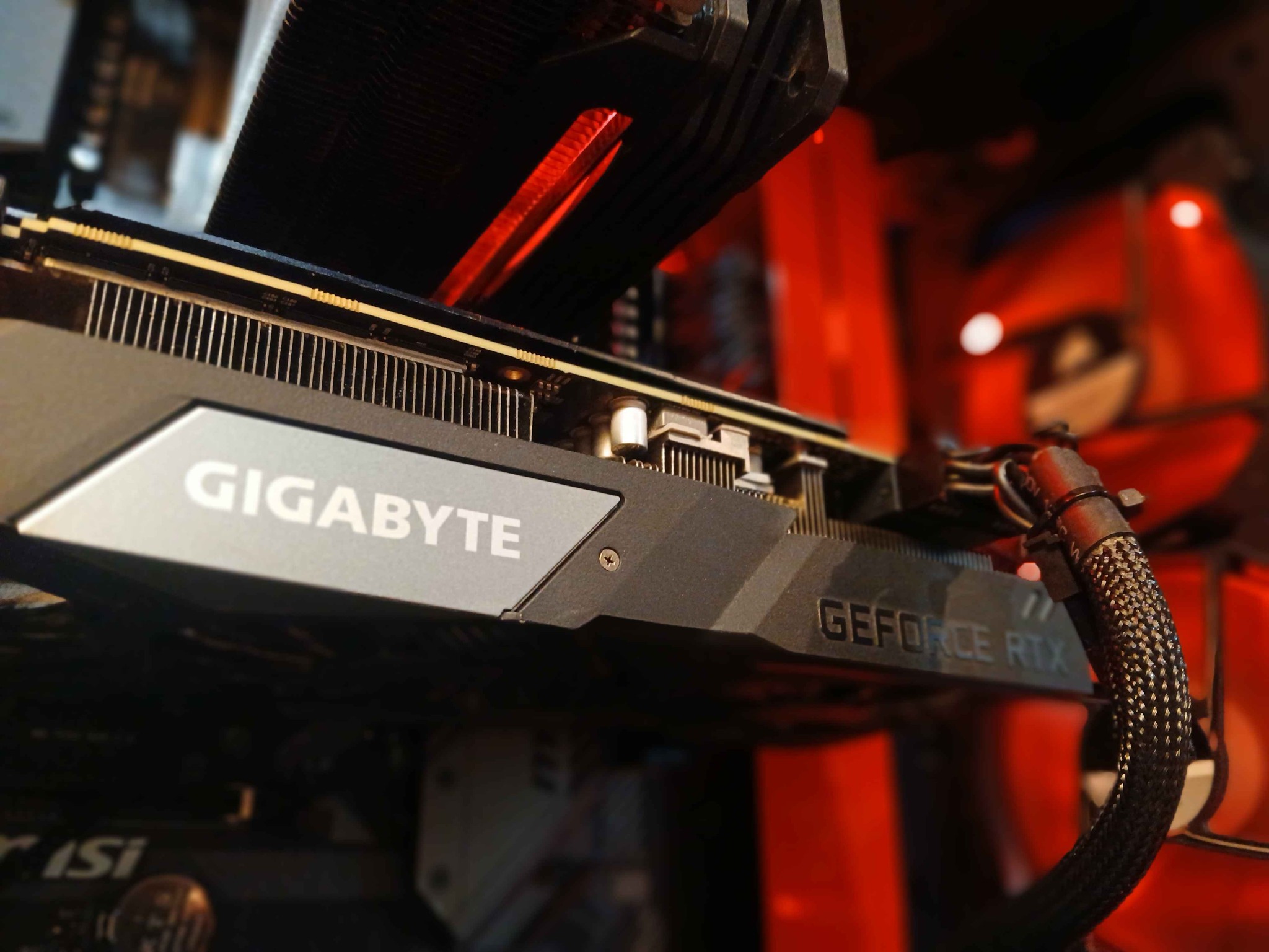 RTX 2070 SUPER | Ryzen 7 2700x | 16gb RAM | 512gb NVME + 500gb HDD | Custom PC