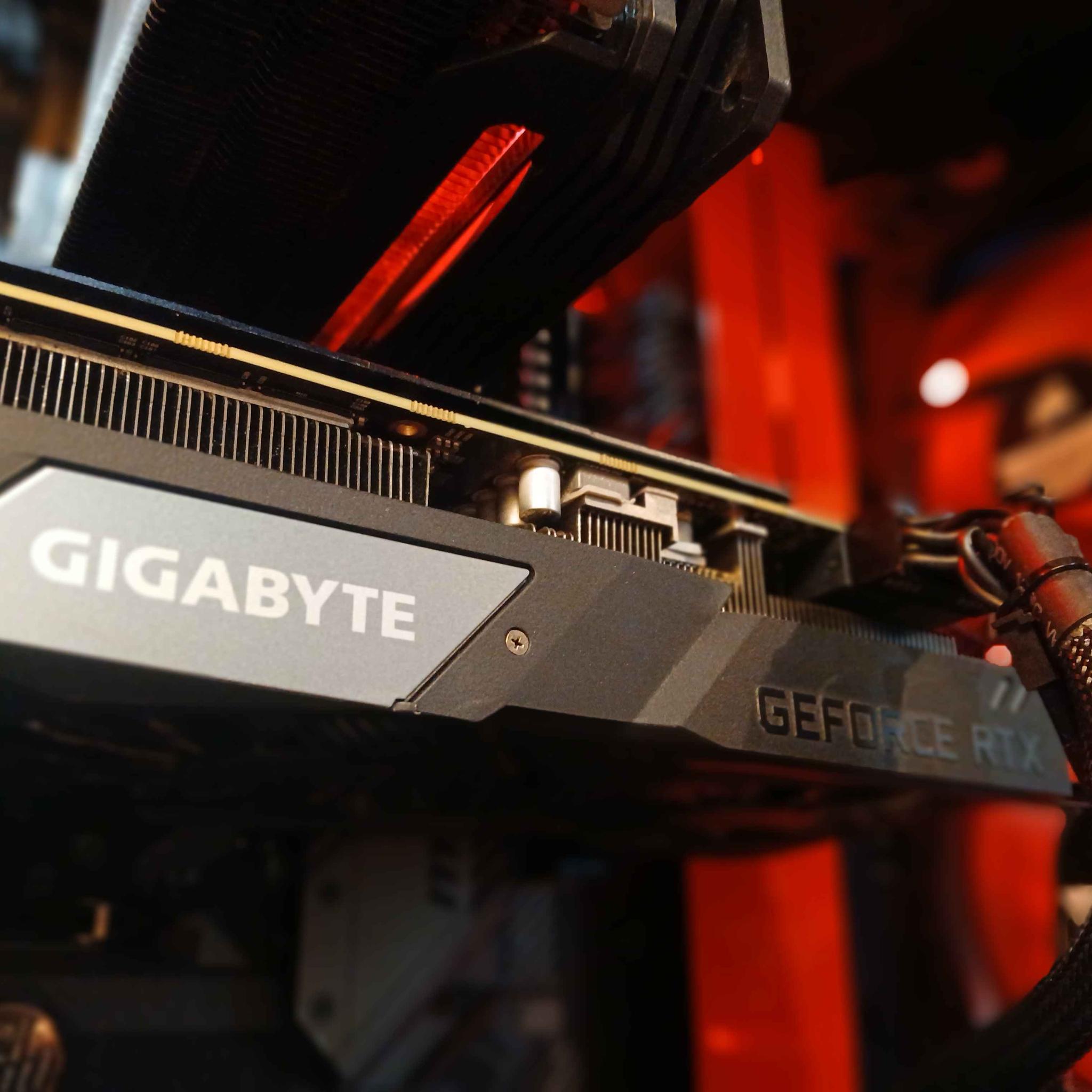 RTX 2070 SUPER | Ryzen 7 2700x | 16gb RAM | 512gb NVME + 500gb HDD | Custom PC