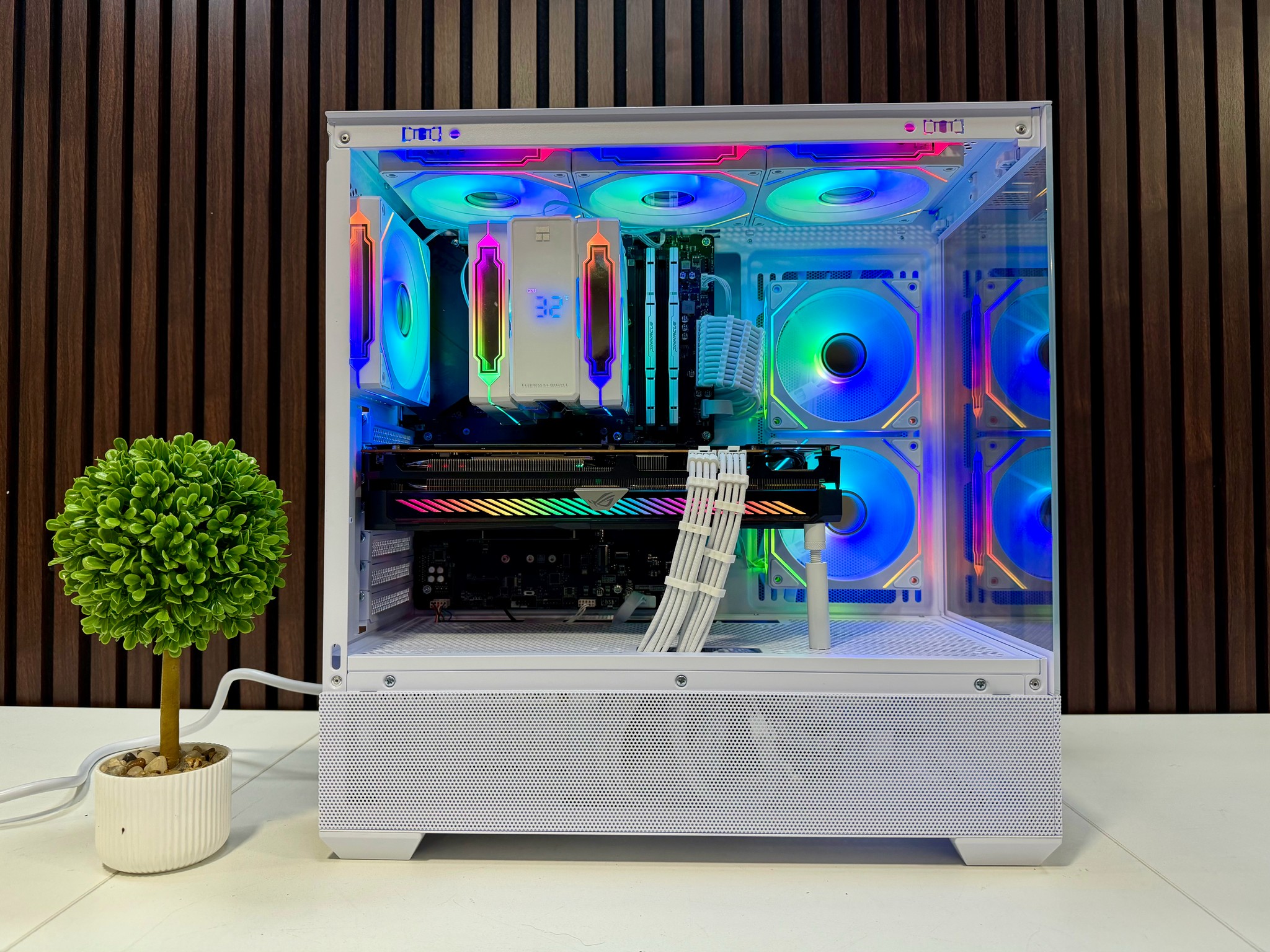RX 6700 XT | Ryzen 5 5600G | 16GB RAM | 1TB NVMe SSD | 850W PSU