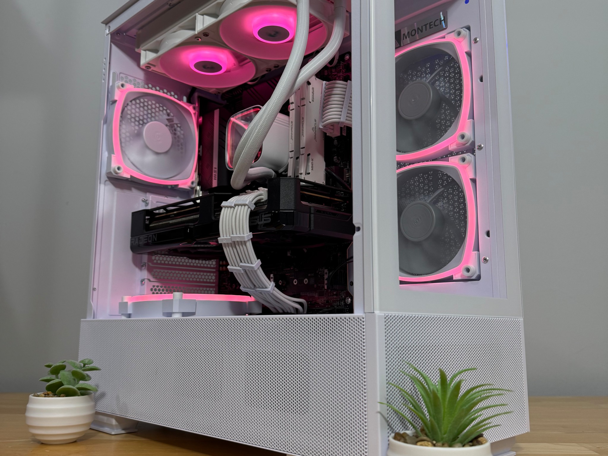 🧊ICE🧊-Liquid Cooled High-End Gaming PC-Rx 7800 xt-I5 12600KF-32GB Ram-1TB SSD