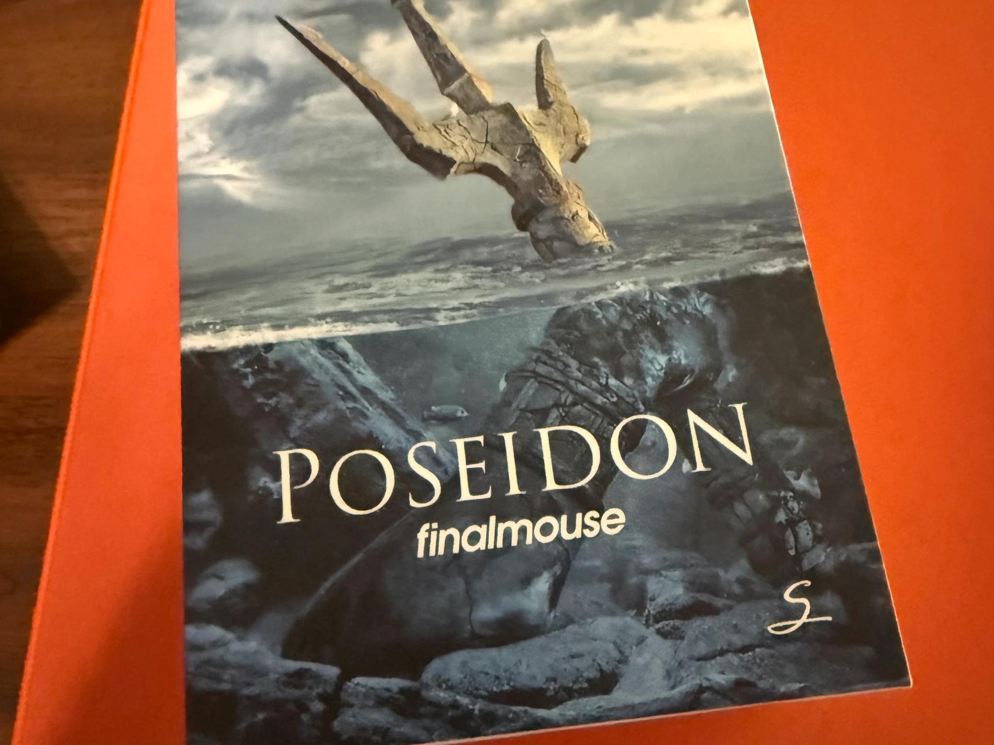 Finalmouse Poseidon (Small)