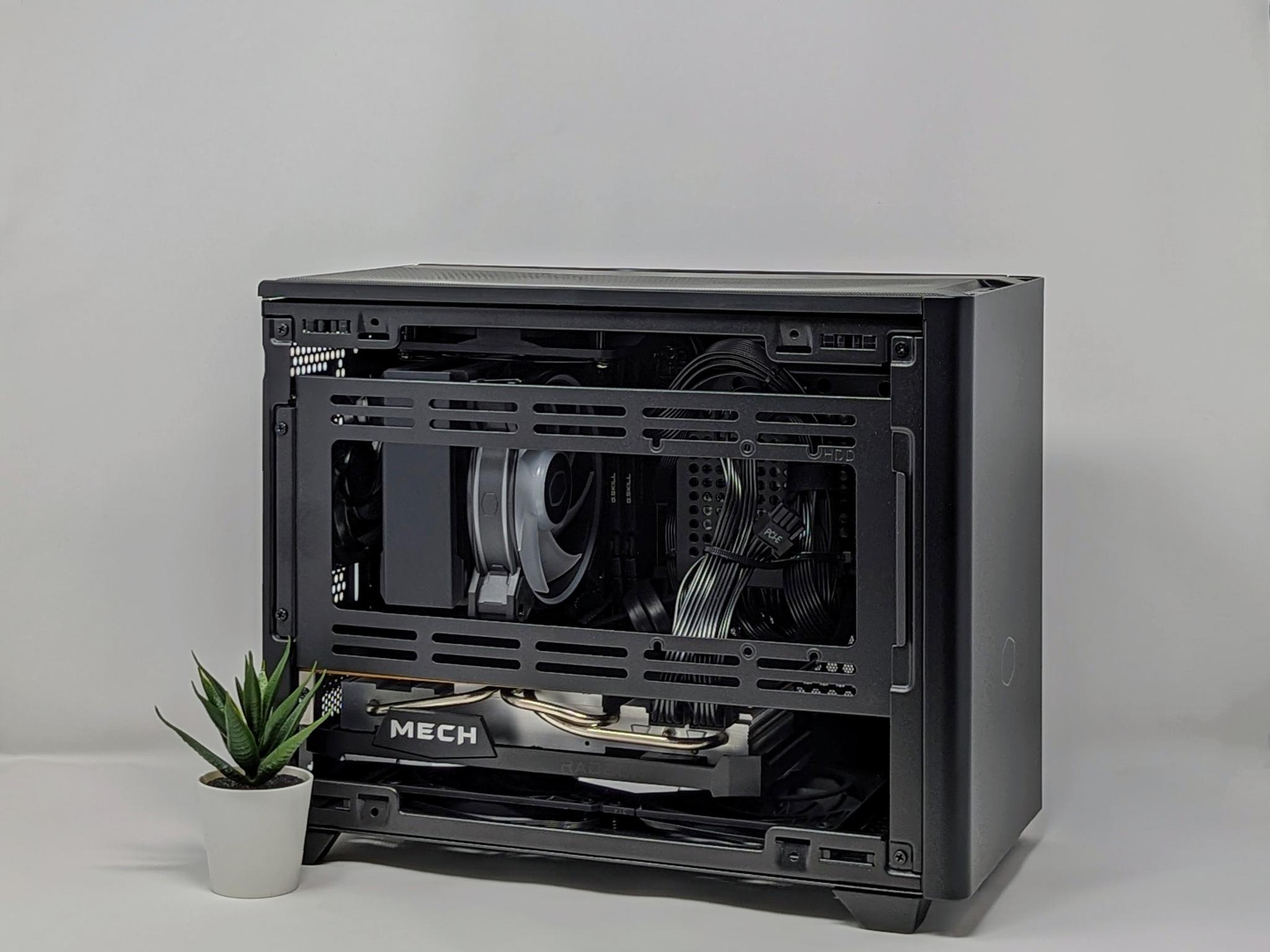 Minimalist AM4 ITX | RX 6750 XT | Ryzen 5 5600X | 32gb RAM | MSI M450 3TB NVMe SSD