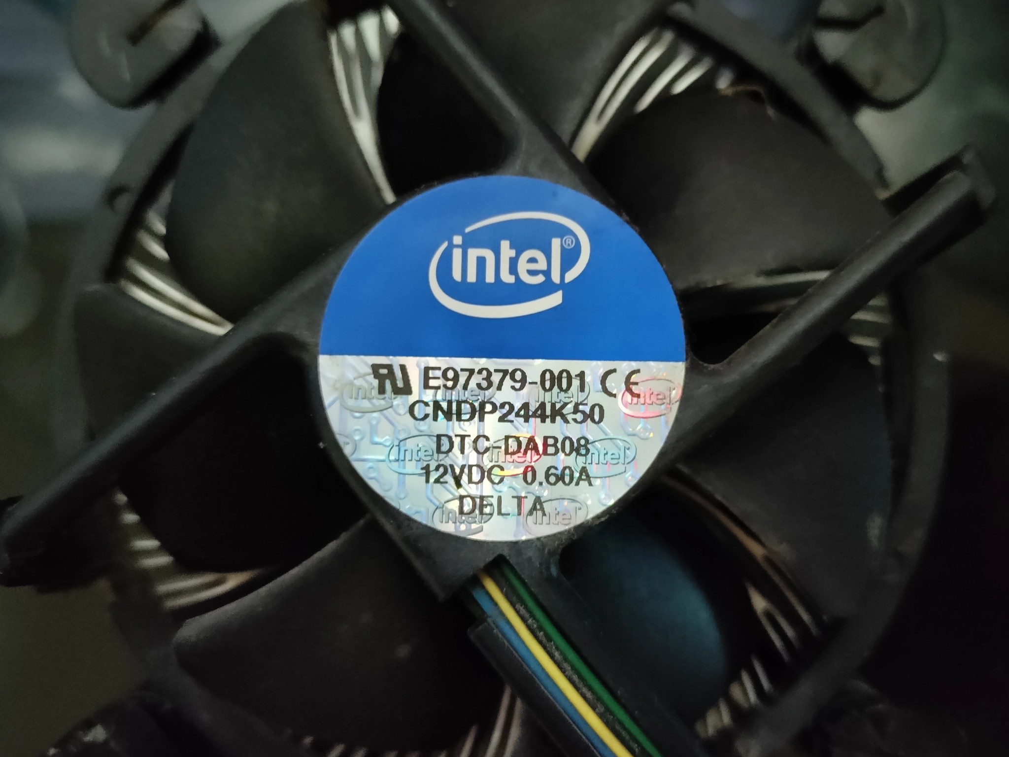 Intel Core i5-3570 CPU (3.4 GHz) + Stock Cooler!!! 😎