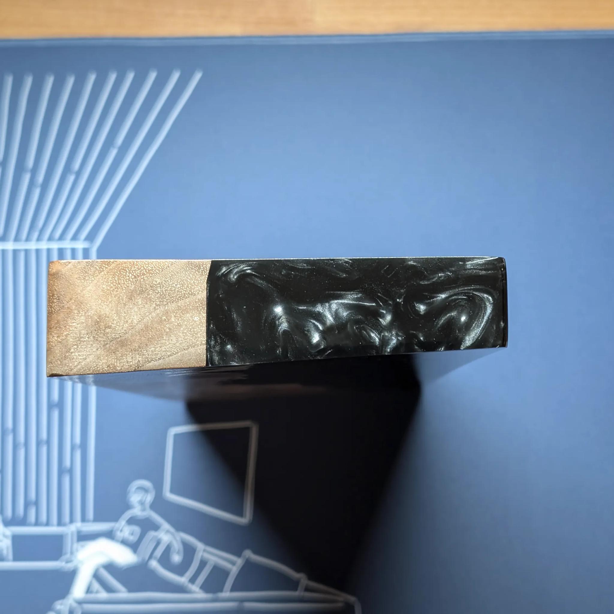 Artisan Walnut Wood Black Resin 65% Keyboard Case & Wrist Rest + DZ65 RGB V3 PCB