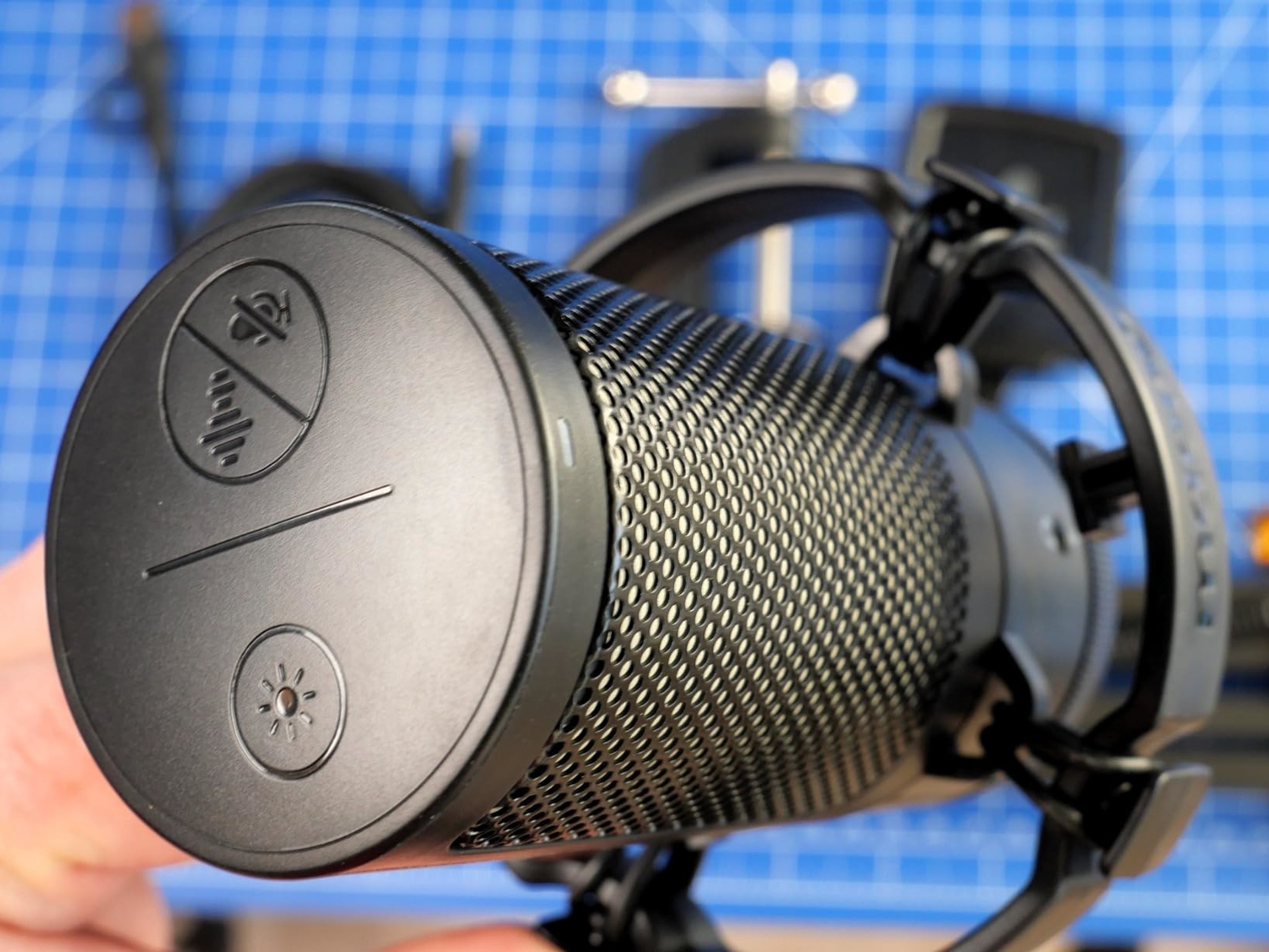 MAONO DGM20S Gaming USB Microphone, Noise Cancellation Condenser mic with Mute, Gain, Podcast