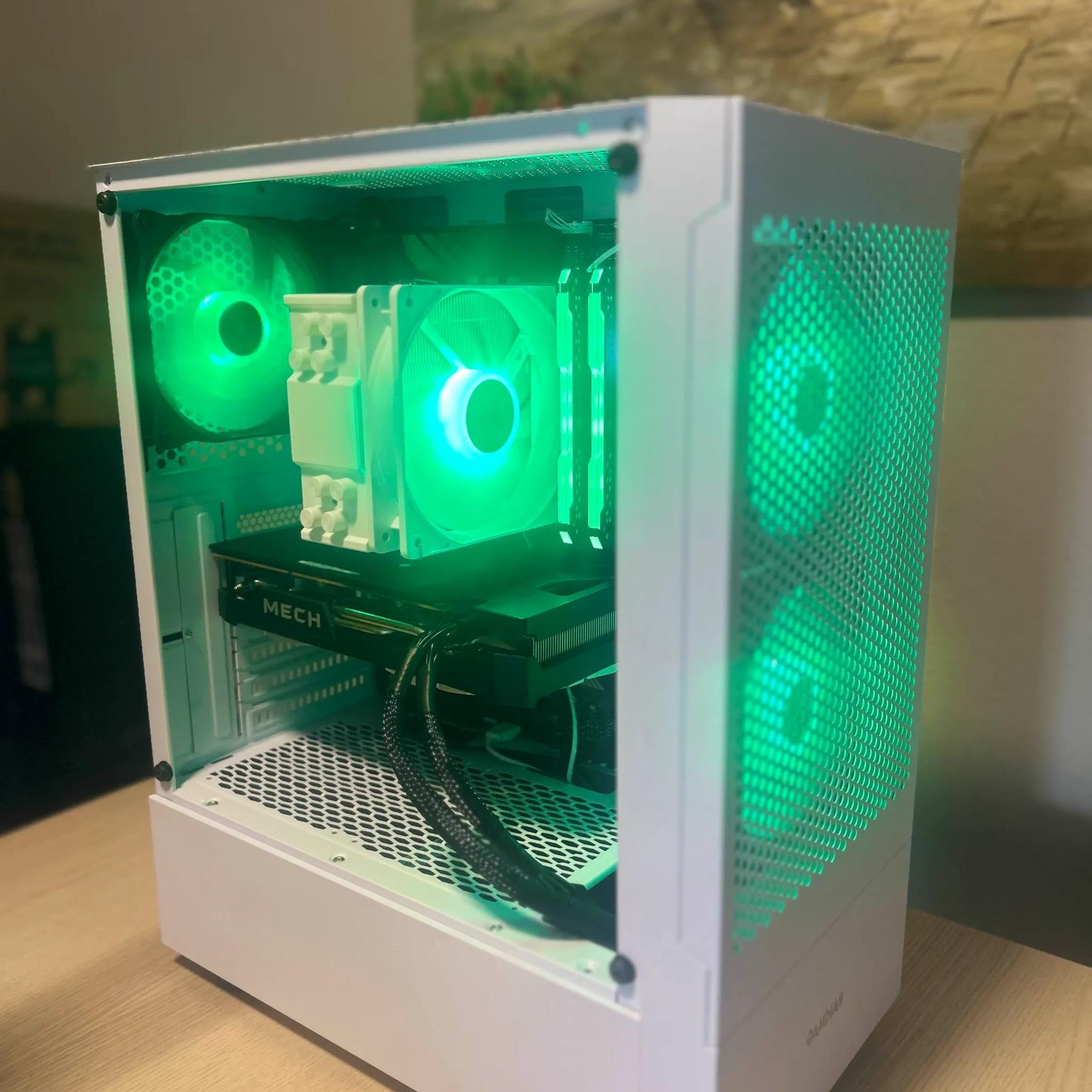 RX 6600XT / AMD Ryzen 5600x / 1TB M.2 / 16GB DDR4 / 600W 80+ Gold