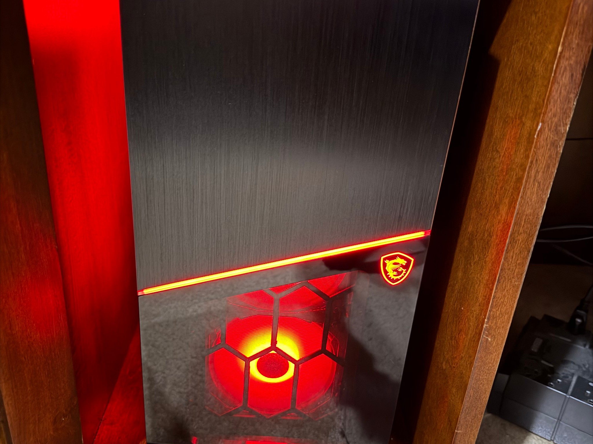 MSI Gaming Desktop Intel Core i9 AMD Radeon RX 6900 XT Red Devil H100i RGB Case