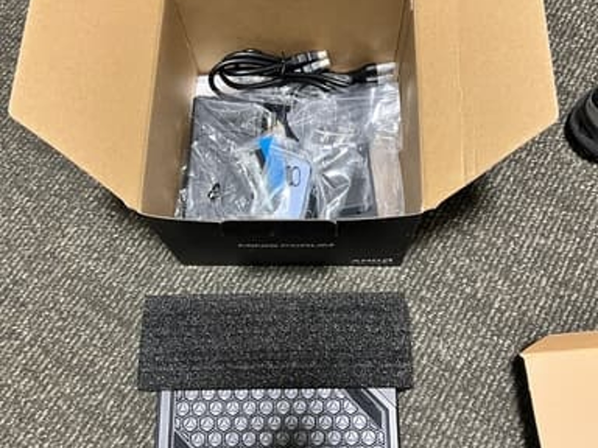 Minisforum Neptune HX90G Mini-PC w/ AMD Ryzen 9 5900HX/RX 6600M & 16GB 3200 MT/s DDR4 (NO STORAGE)
