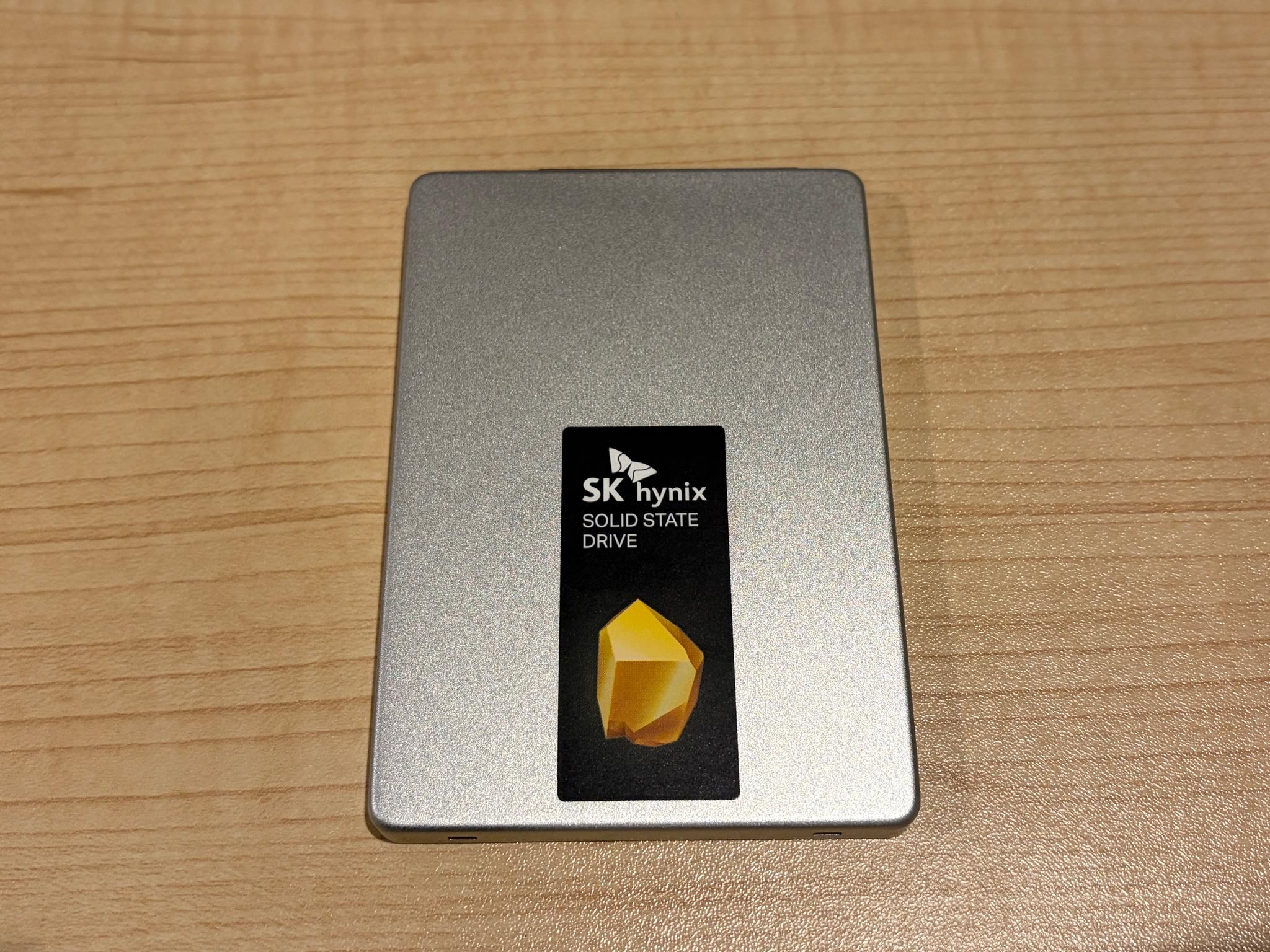 SK Hynix Gold S31 1TB SATA SSD