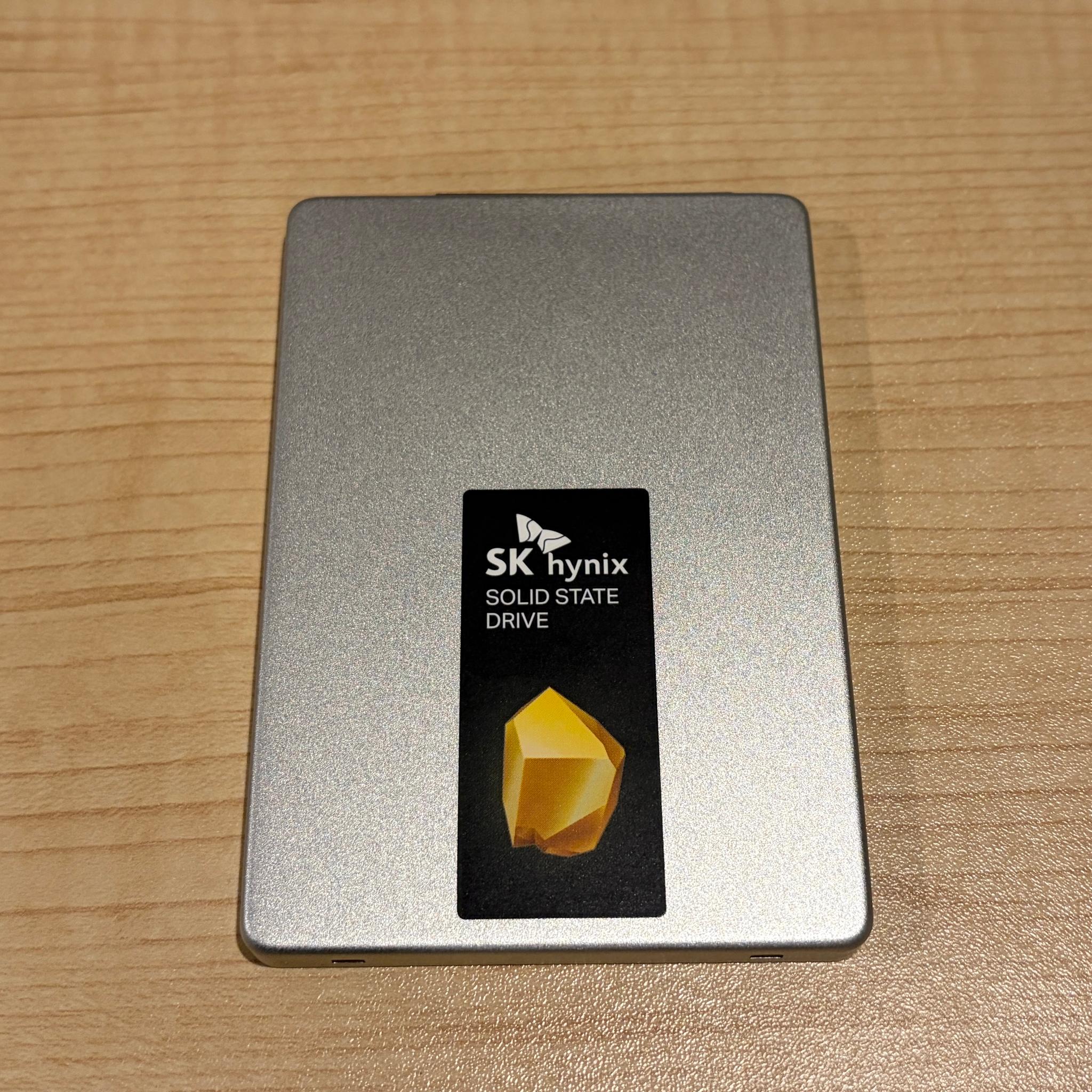 SK Hynix Gold S31 1TB SATA SSD