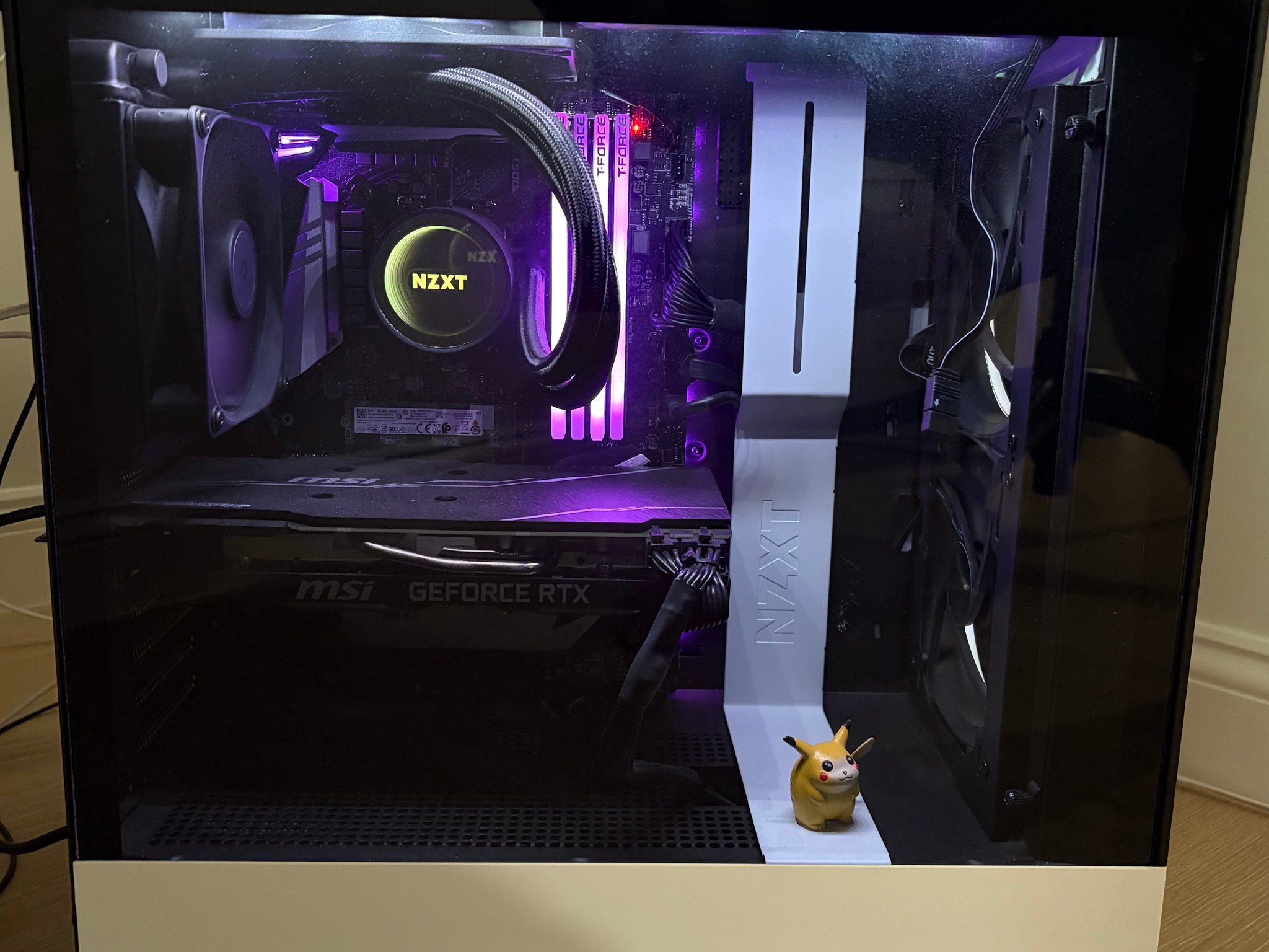 Custom NZXT Gaming PC — 32GB RGB RAM / i7-9700 / RTX 2070 Super / 1TB SSD