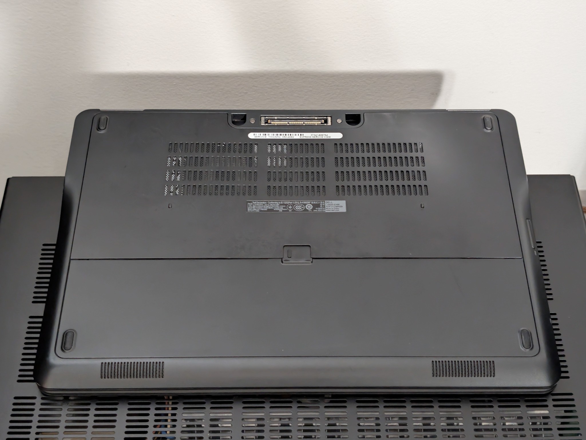 Dell Latitude 14" Touchscreen Laptop / Tablet | Core i7, 8GB, 240GB SSD | Excellent batt