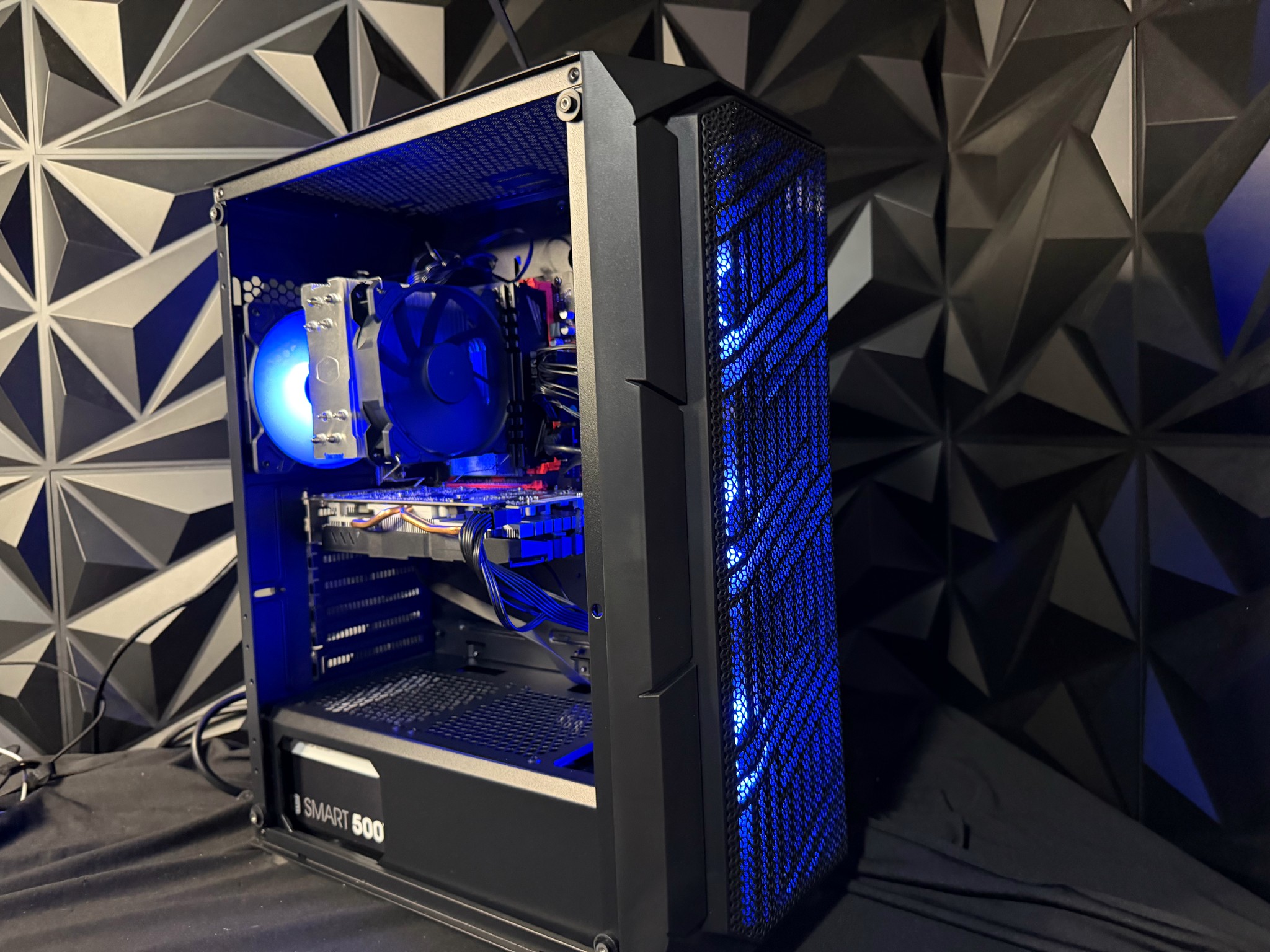 🔥 💸 Budget Baddie 💸 🔥 Ryzen5 3600| RX 580 8 GB | 16 GB DDR4|512 GB NVMe