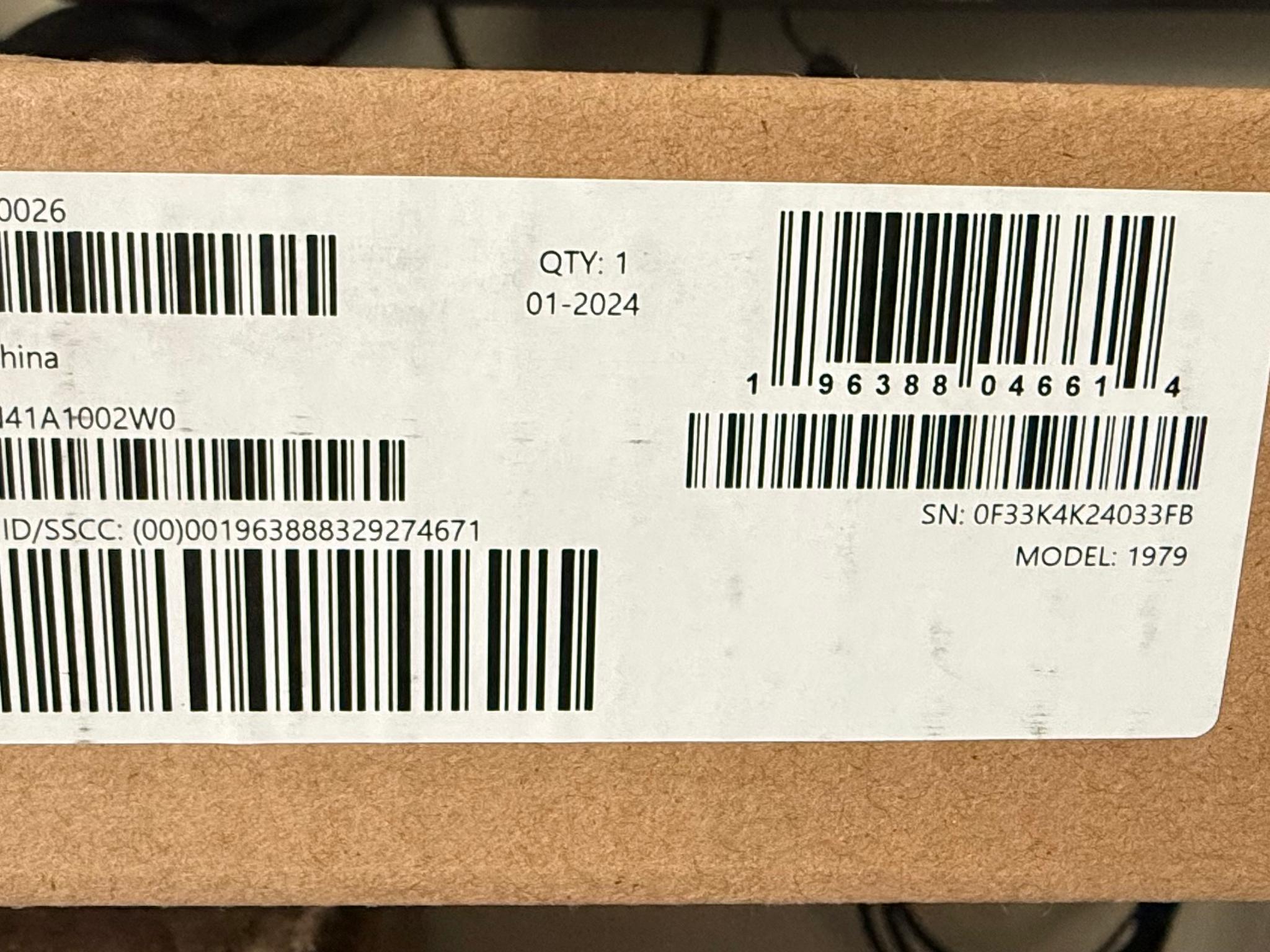 Microsoft Surface Laptop 5 , 15,IntelCore i7,16GB,512GB,Black New factory sealed