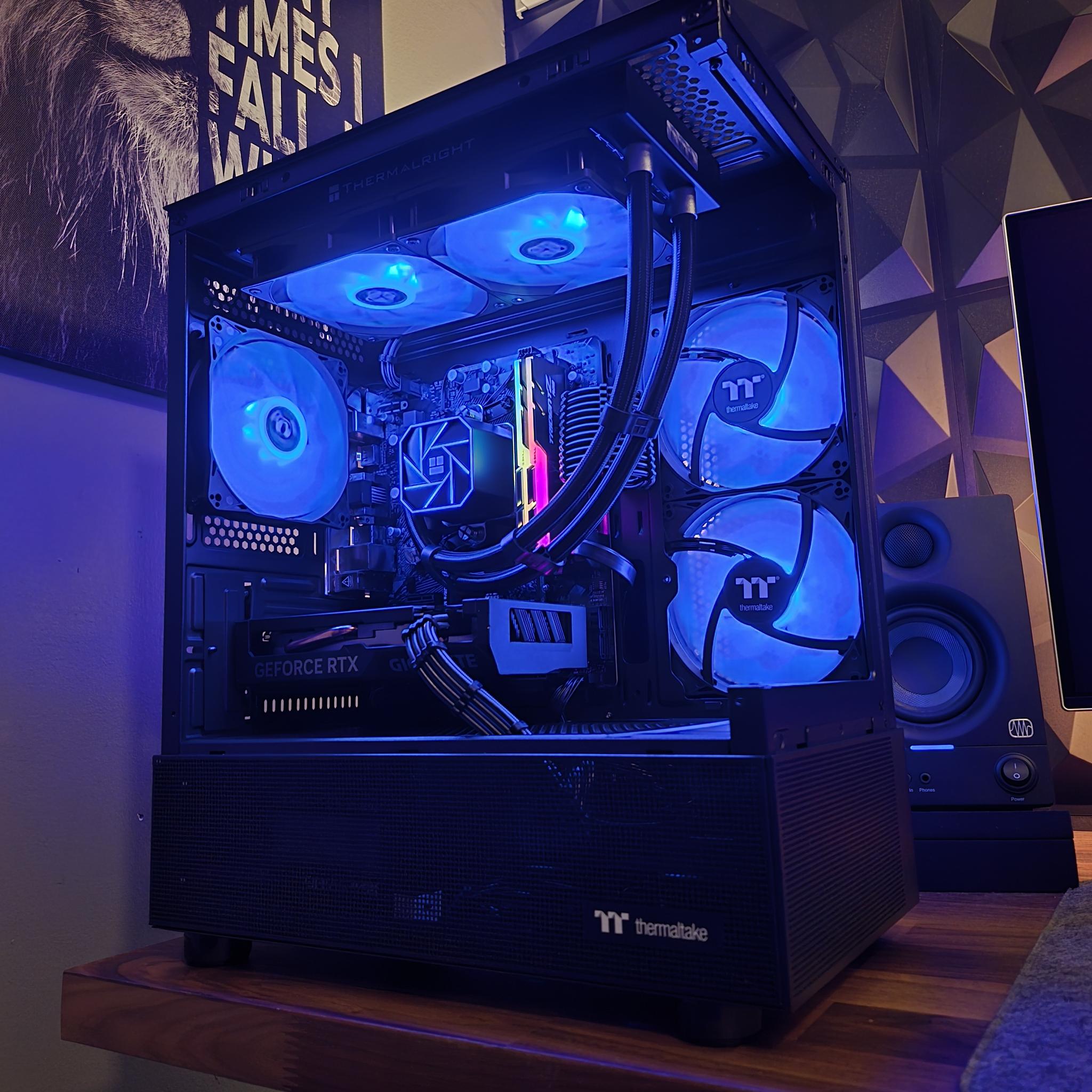 RTX 4060 + RYZEN 5 5600g