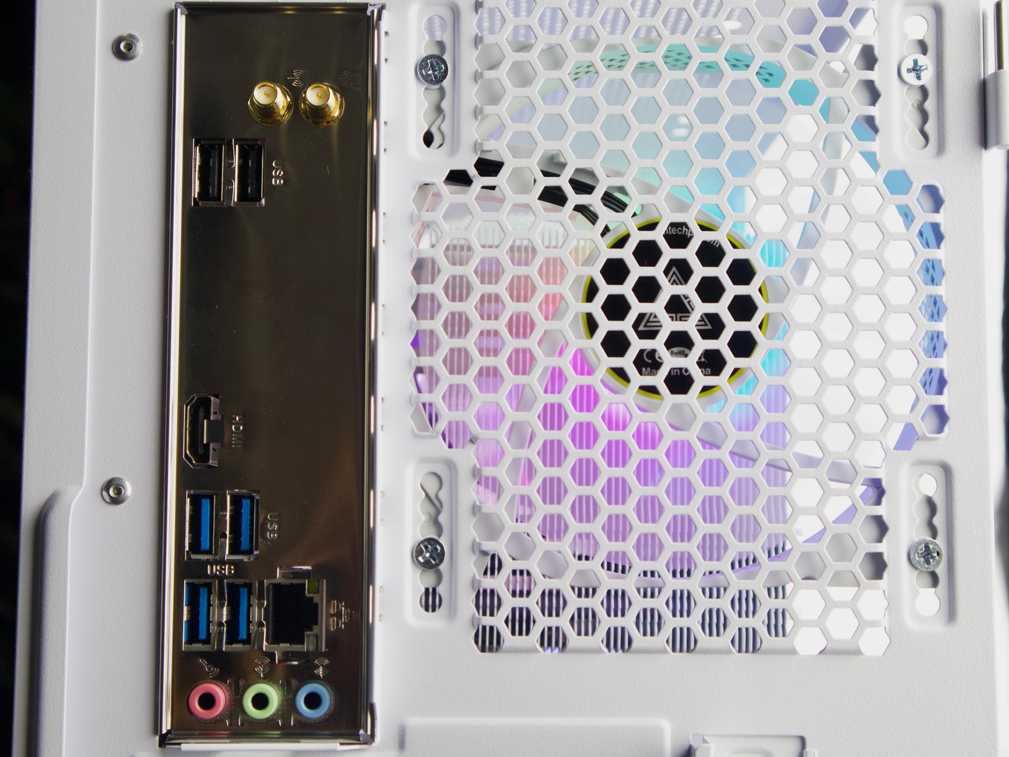 💜🤍💜 RTX 3060 Ti ⚪ Ryzen 5 3600 🟣 16GB RAM ⚪ 1TB NVMe