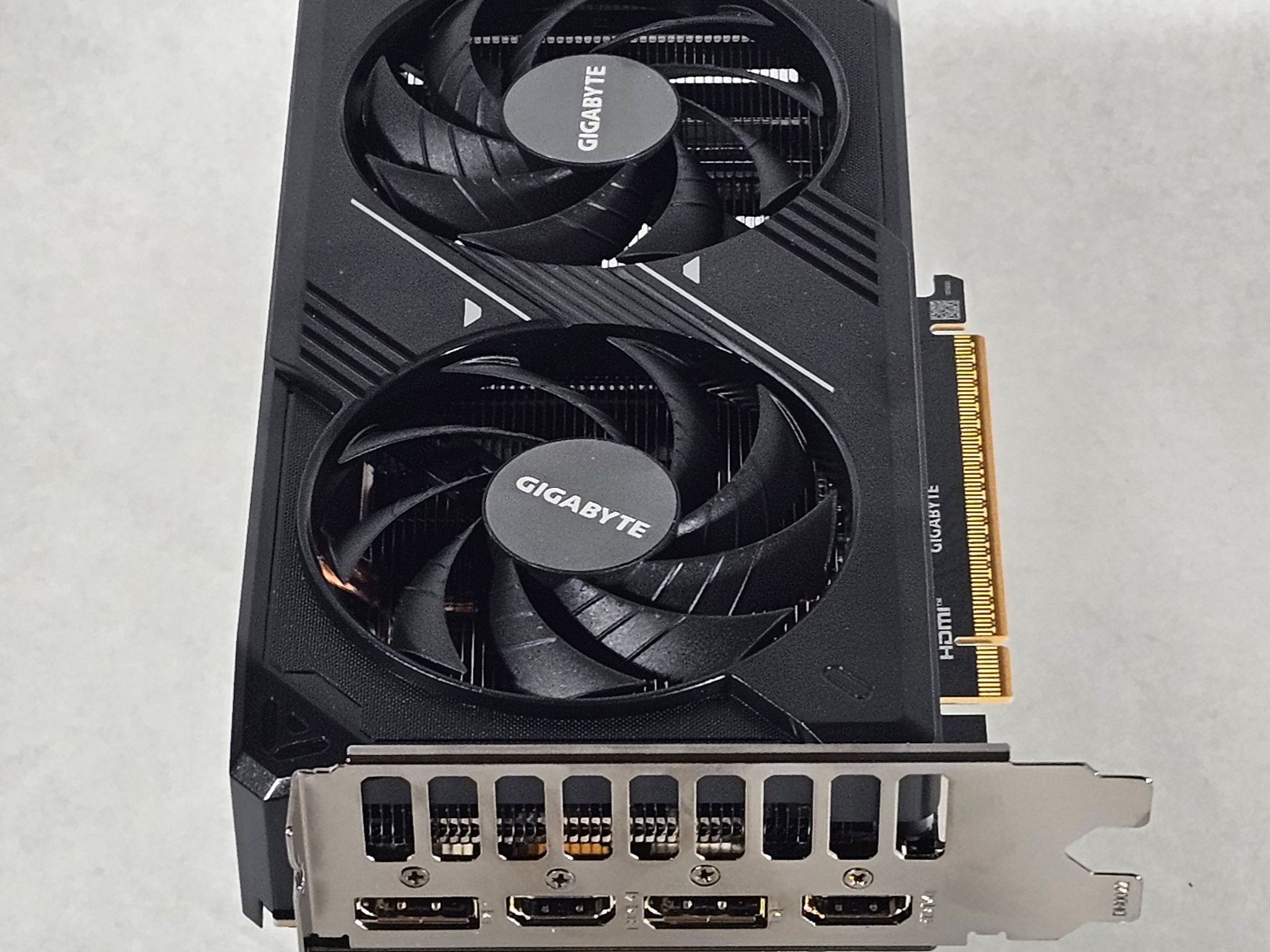 RTX 5050 Gigabyte 8GB