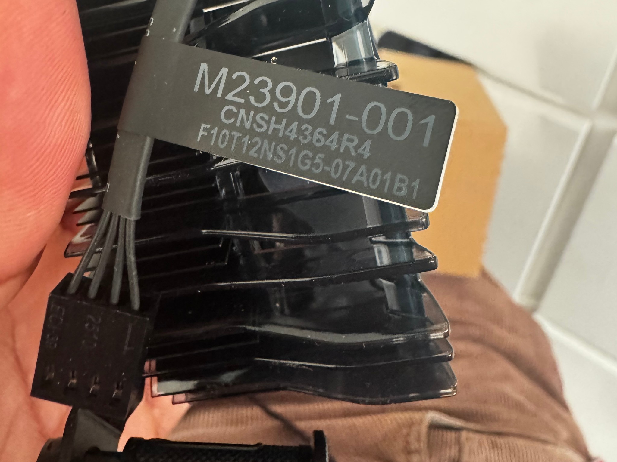 Intel Core i3-12100