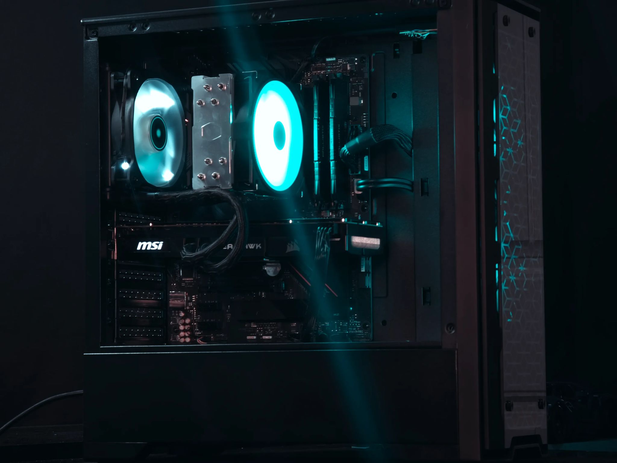 R7 5700X / RX 6700XT Gaming PC