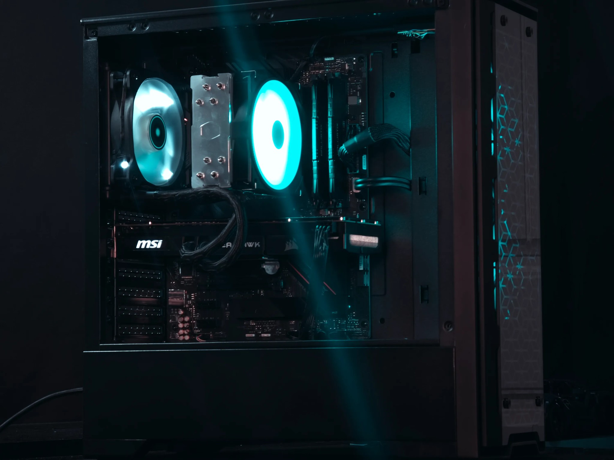 R7 5700X / RX 6700XT Gaming PC