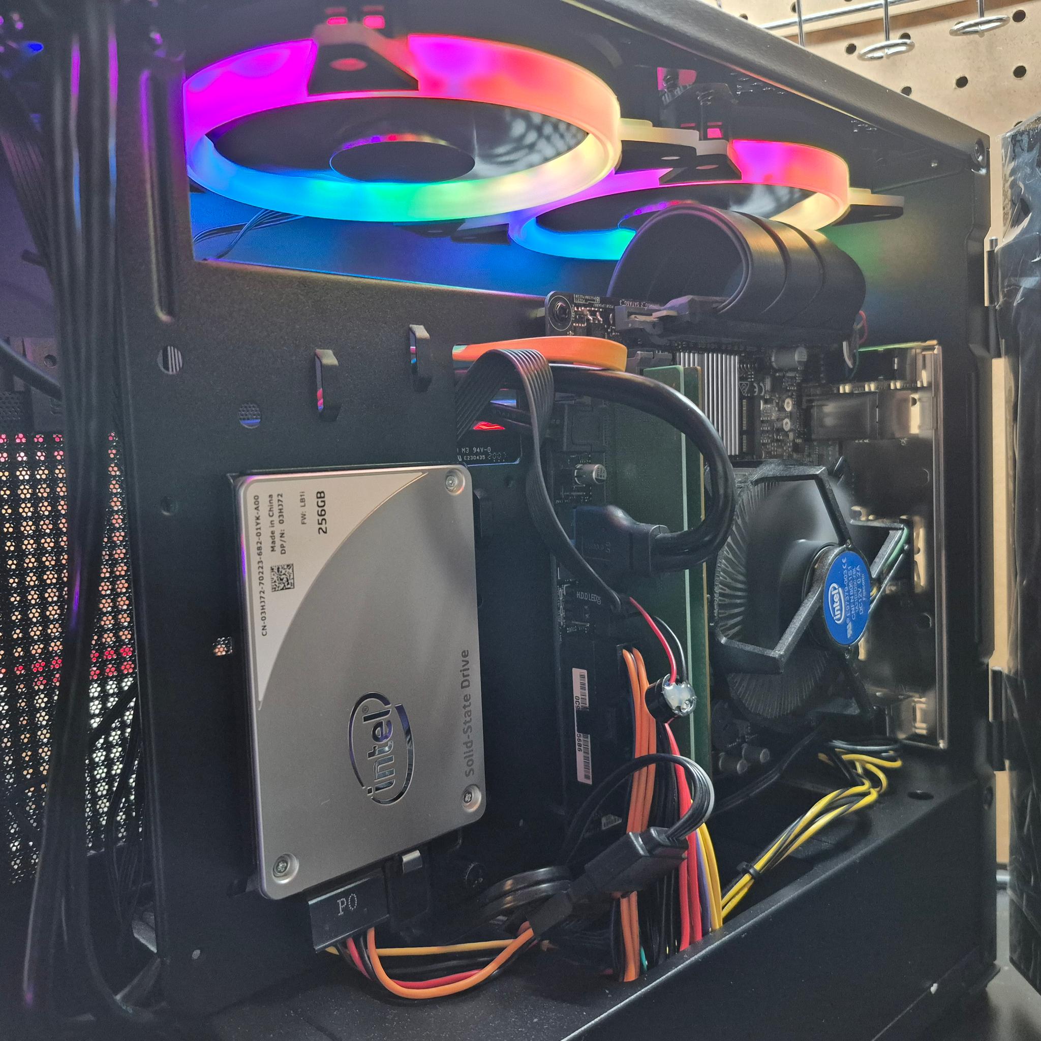 Budget E-Sports | RGB, WiFi, i5-8400 , GTX 1050 TI, 500GB Storage