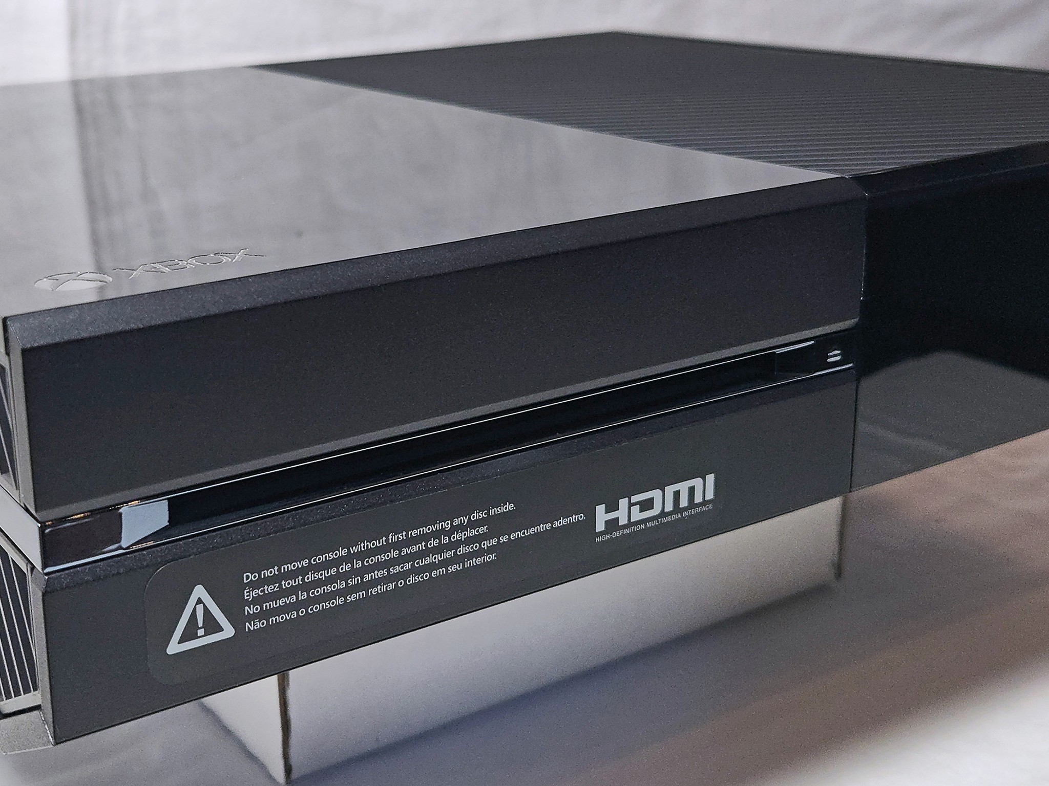 Xbox One 500GB Includes Halo Master Chief Collection Halo Reach & Halo 5 Guardians