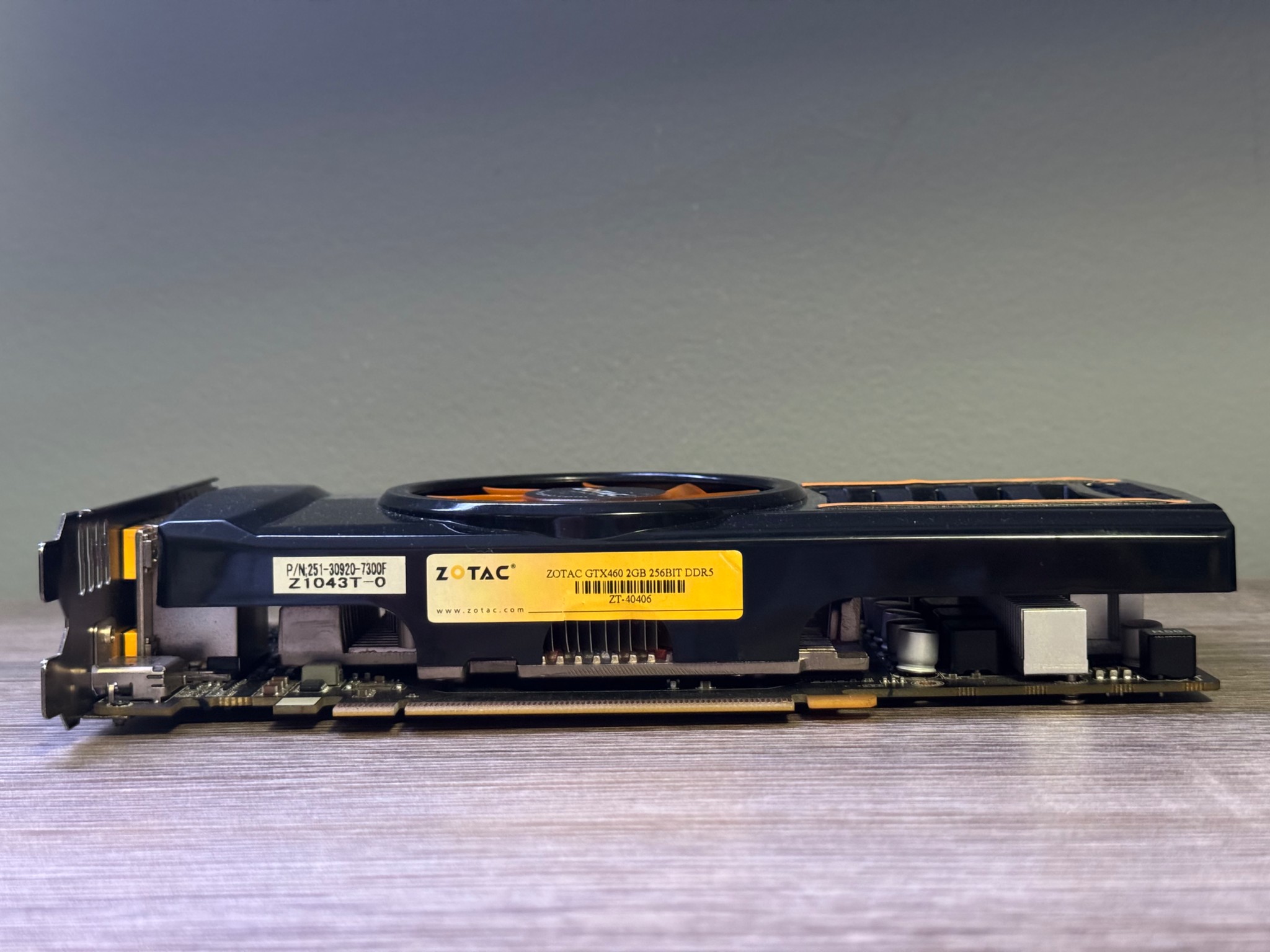 Zotac GTX460 AMP Edition 2GB!! DDR5 HDMI DVI & DP Works