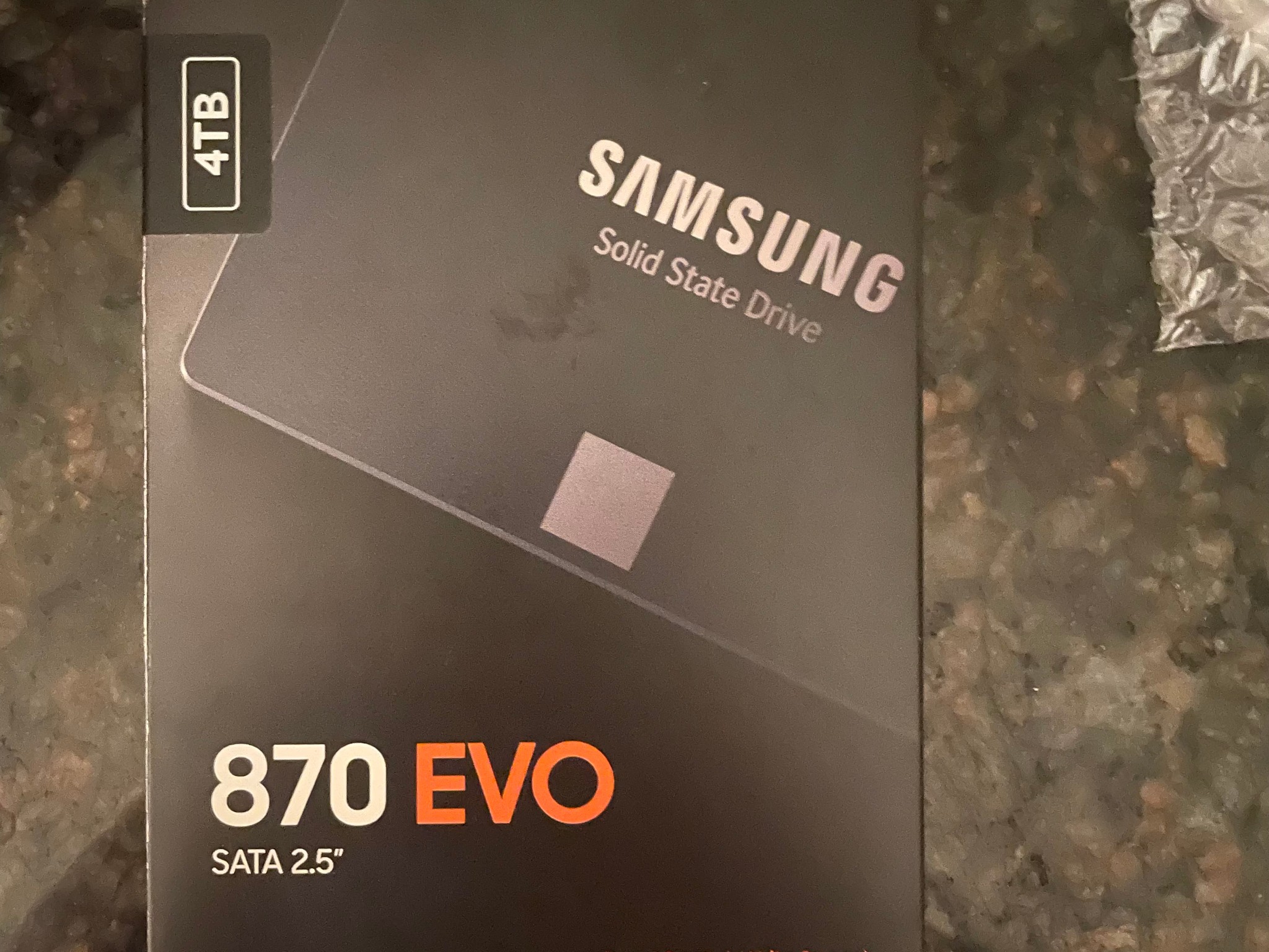 For sale: Brand new!Never Opened! Samsung 870 EVO 4TB SATA2.5 SSD! 300 below Samsung Price!
