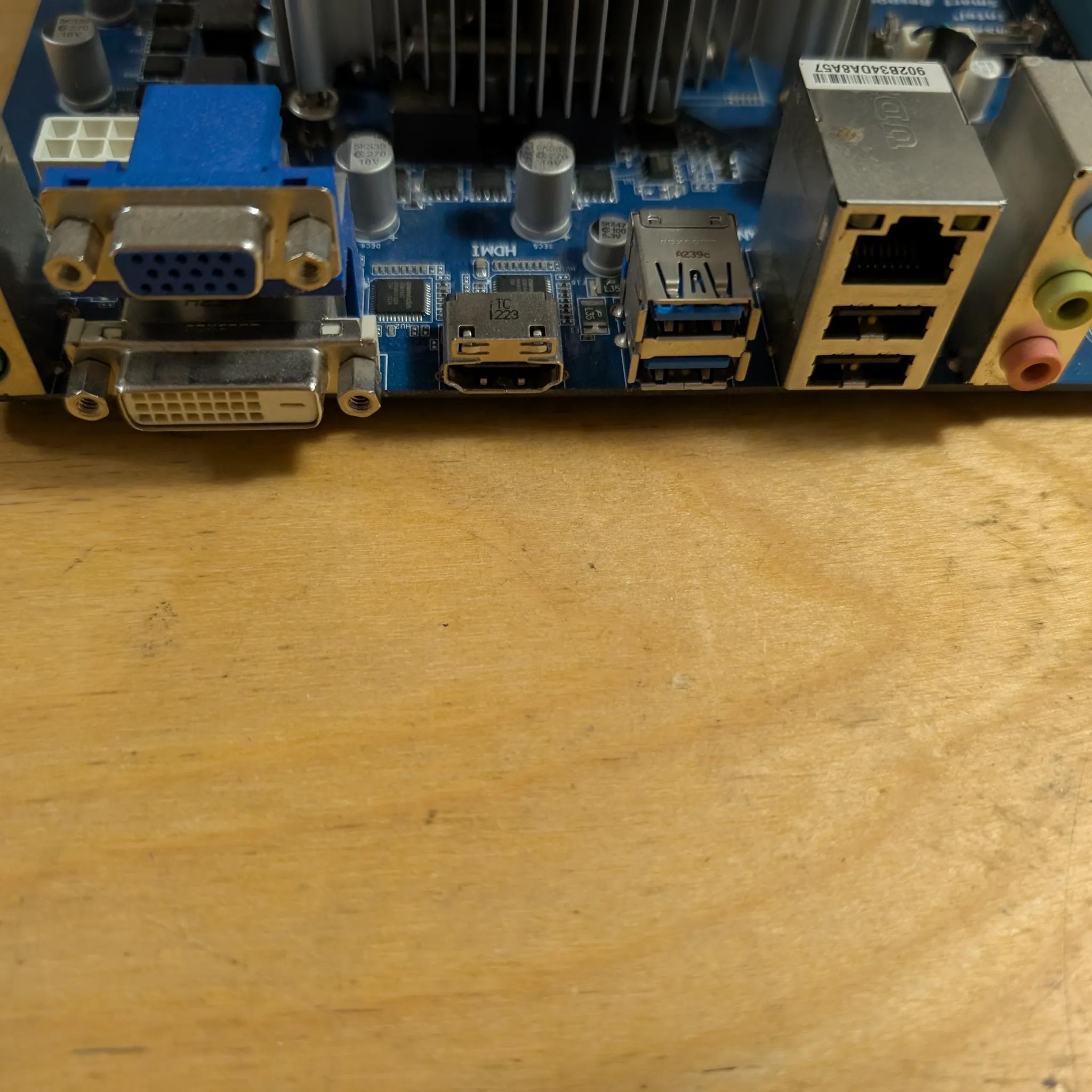 Intel core i3 / Z77 motherboard / 16GB DDR3