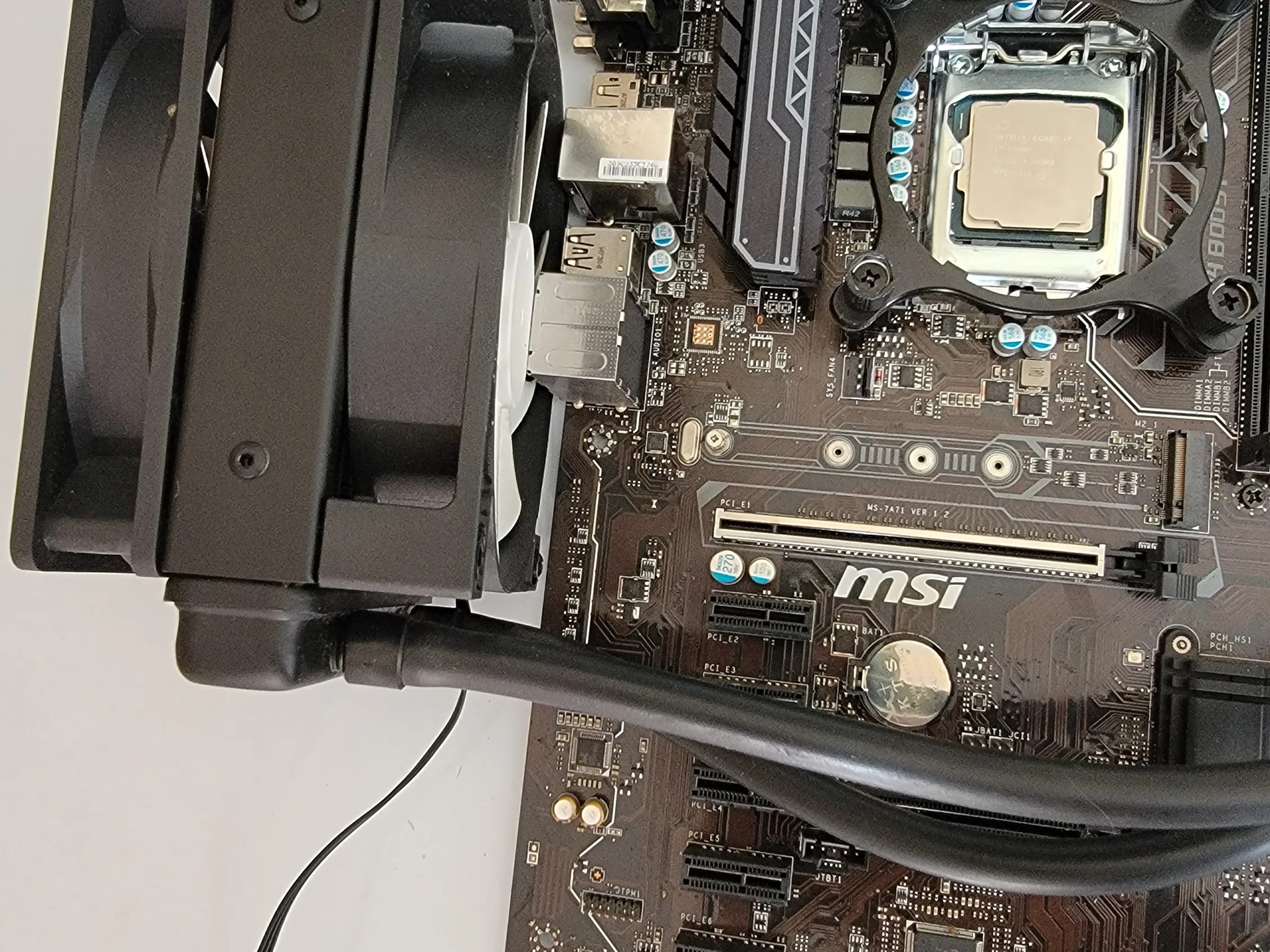 i7-7700k, MSI 270-a, and AIO combo.