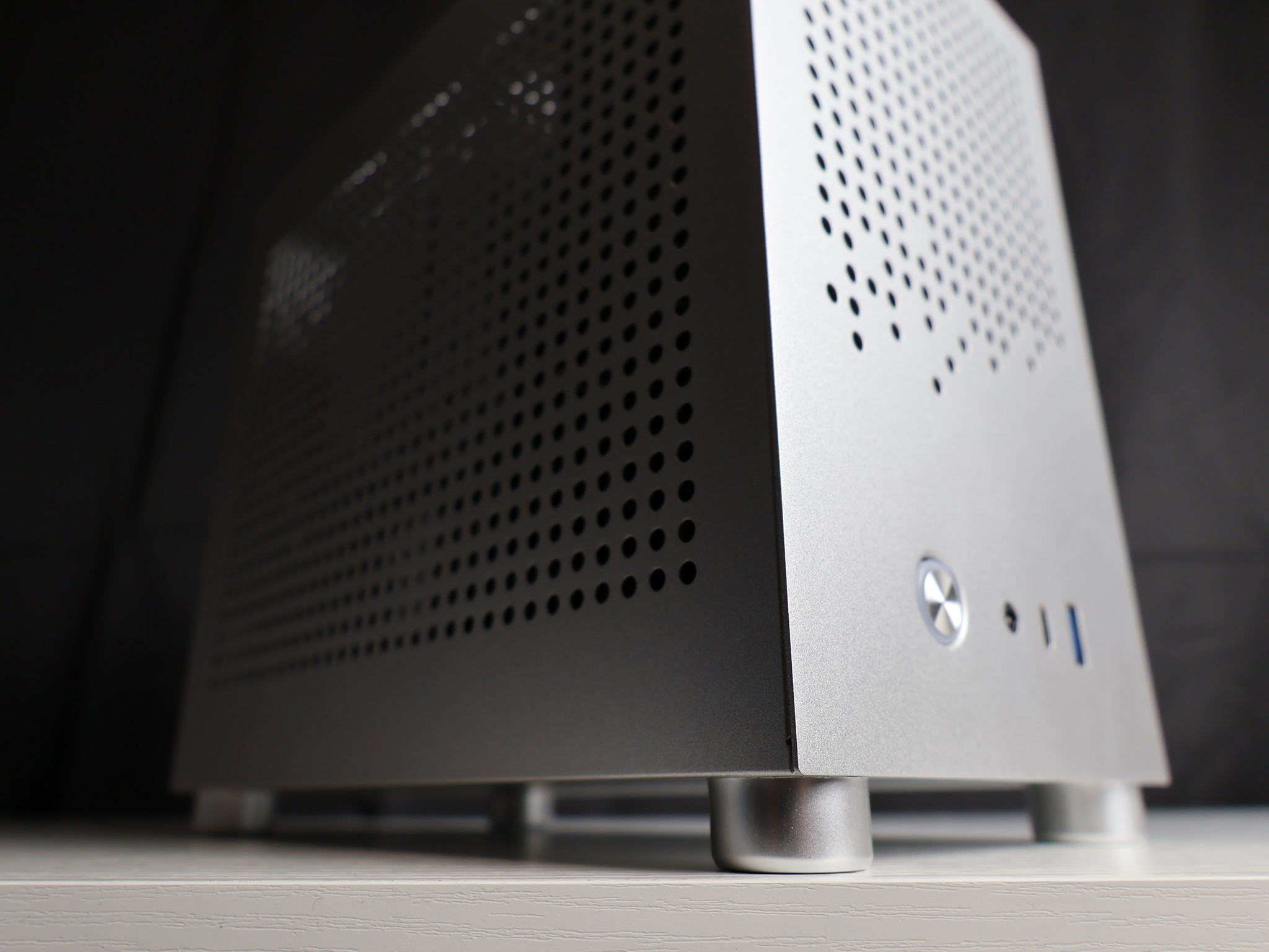 Portable Gaming PC | Nvidia RTX 5060 | AMD RYZEN 5 7600X | 16GB DDR5 | 1TB SSD
