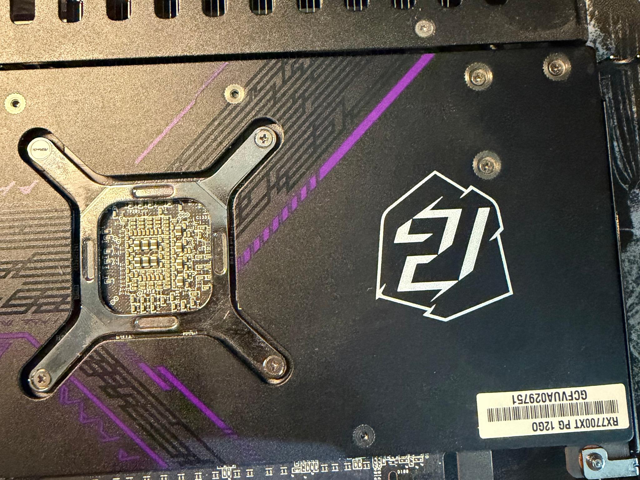 ASRock Phantom Gaming OC Radeon RX 7700 XT - Image 3