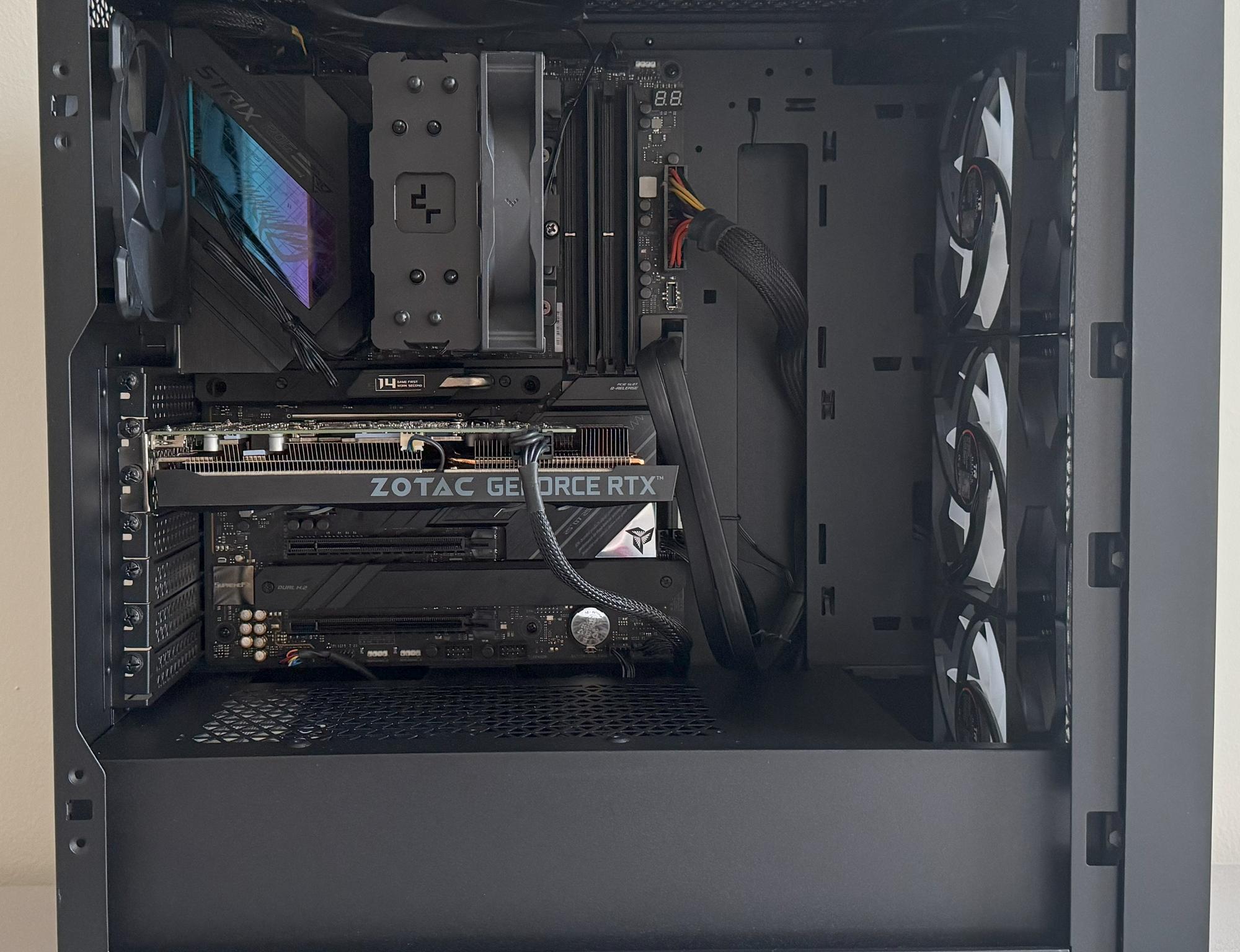 Intel Core i9 12900K ASUS STRIX Z690-E GeForce RTX 3060 12GB 1TB NVMe SSD 32GB DDR5 Corsair 3000D
