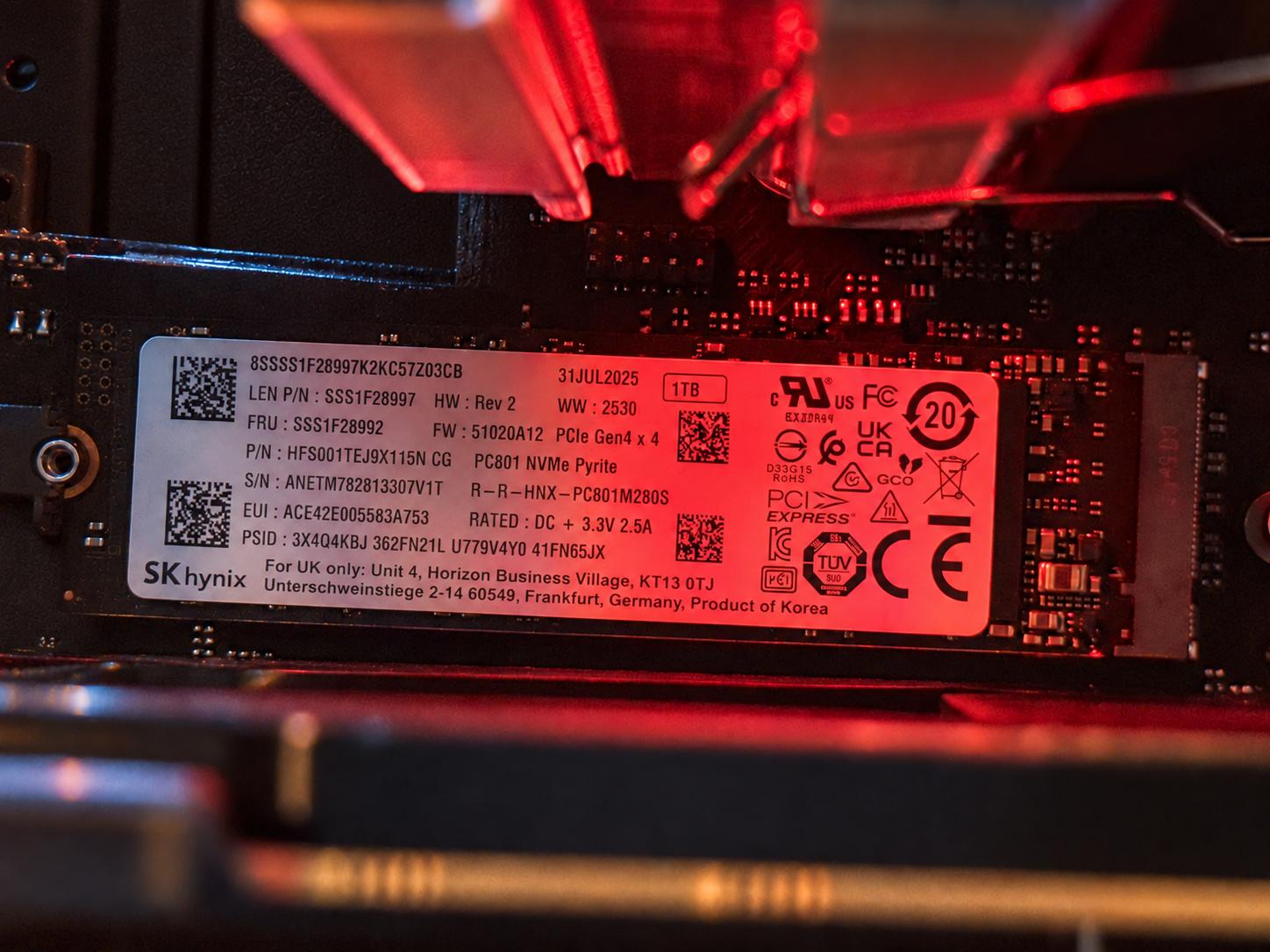 🔥 The Crimson Titan – EVGA 3090 Ti | 9850X3D | 32GB RAM | 1TB NVME | 1000W GOLD