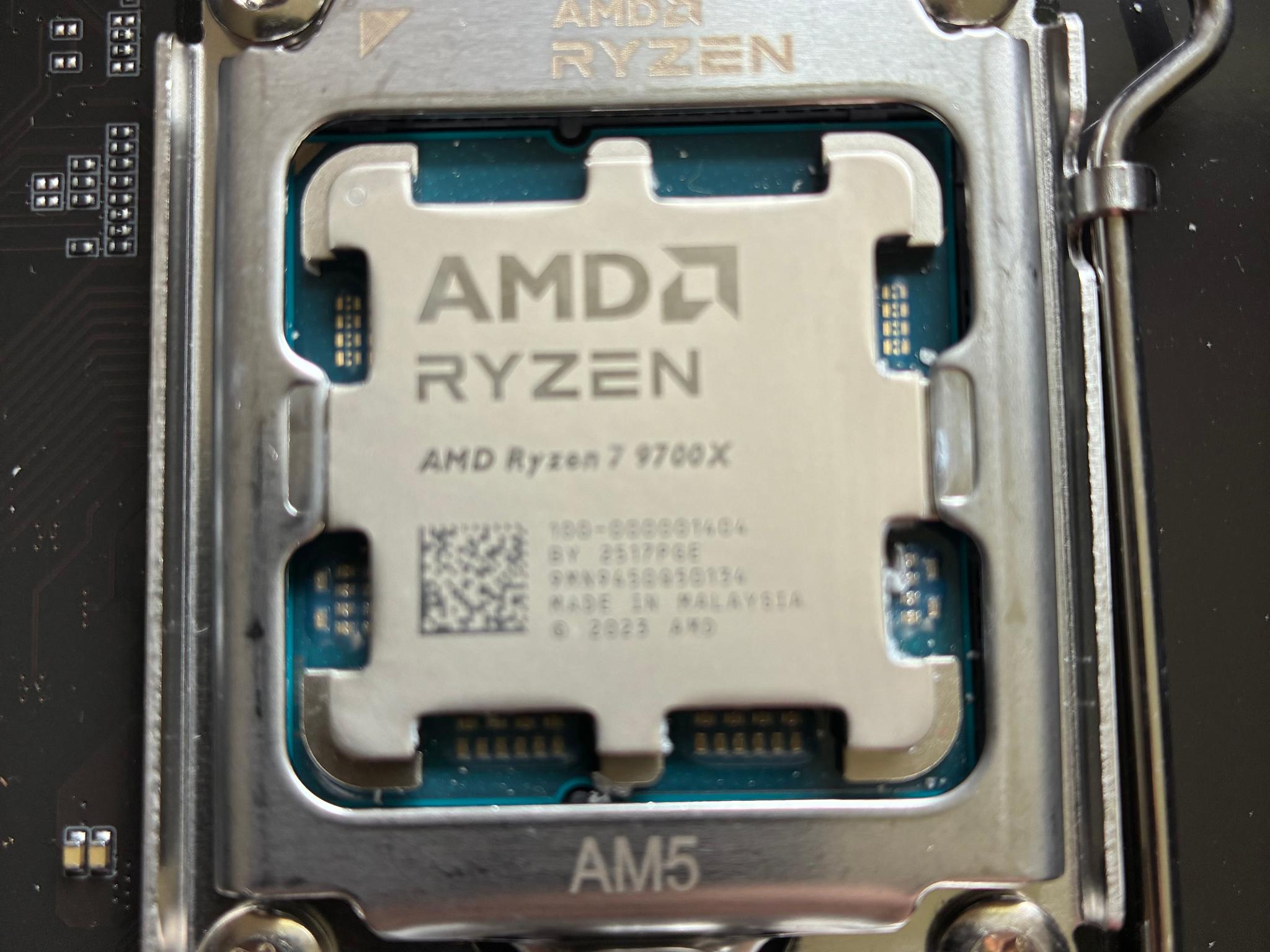 9700X | B650 | 32 GB DDR5 6000 | 1 TB SSD | Windows 11 Pro