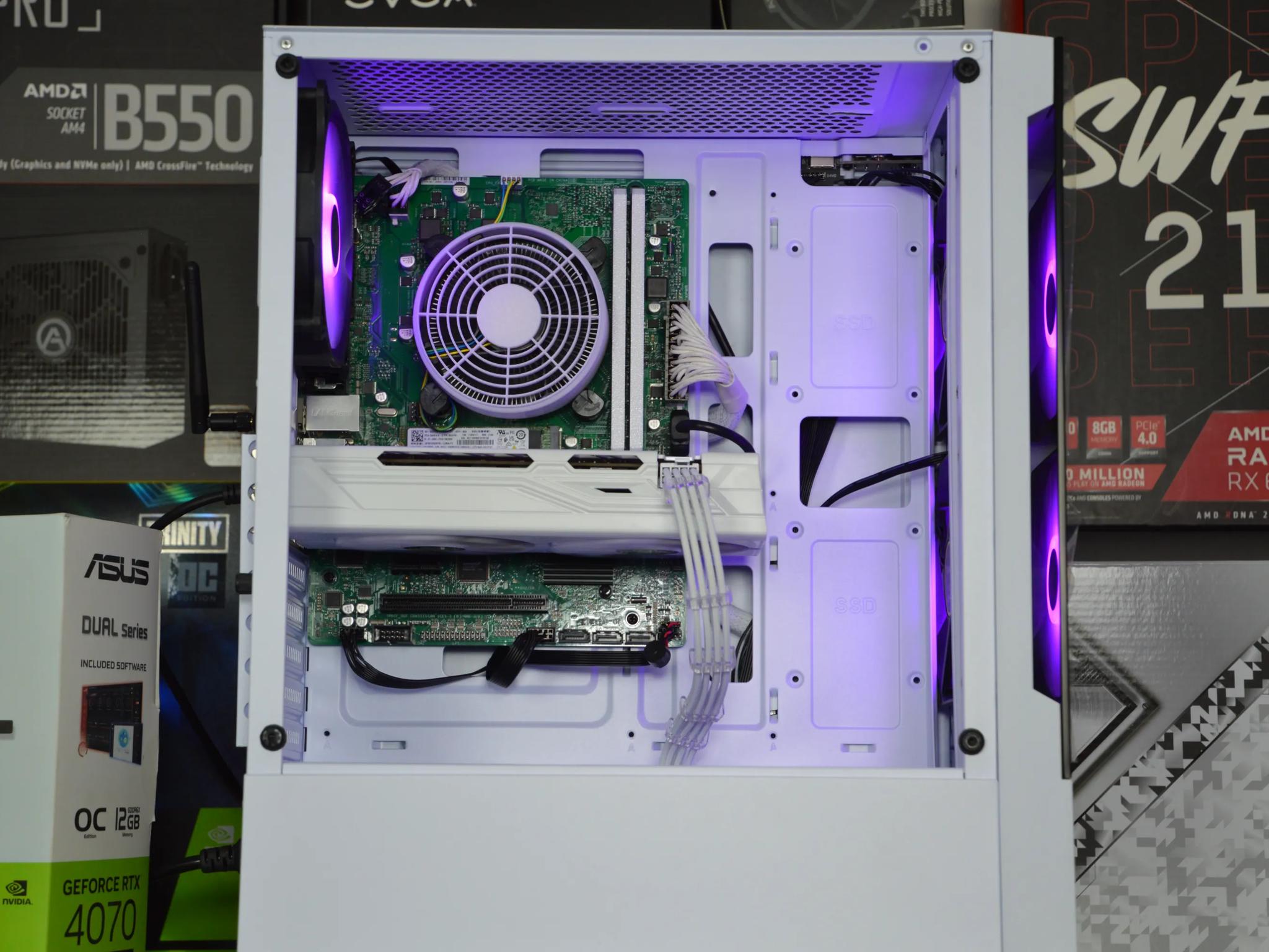 🟣⚪| RX 580 8GB | INTEL i5 8400 | 16GB DDR4 RAM | 512GB NVME SSD | Royal Snow 2.0 |
