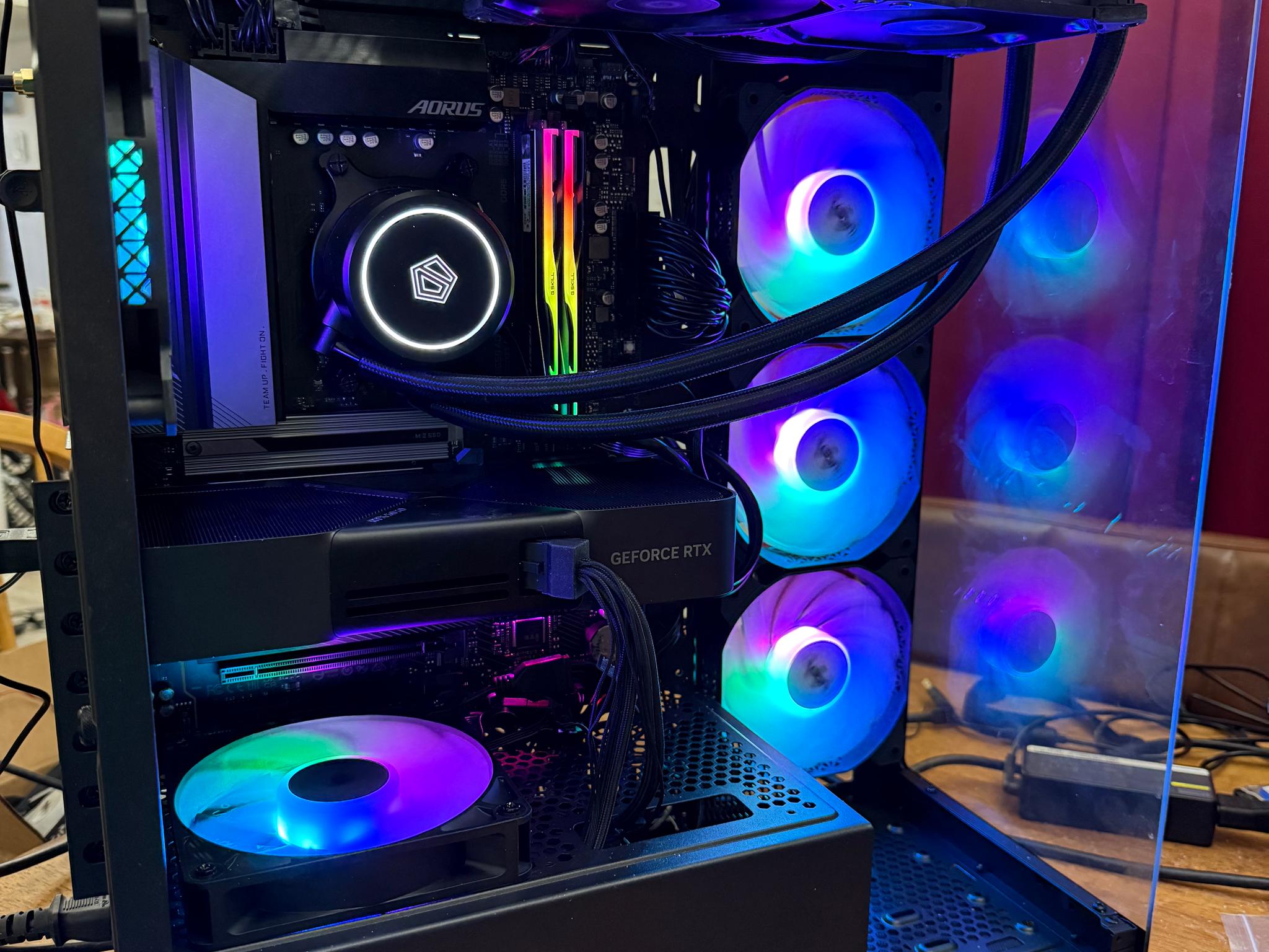 GeForce RTX 5070, AMD Ryzen 9 7950X3D